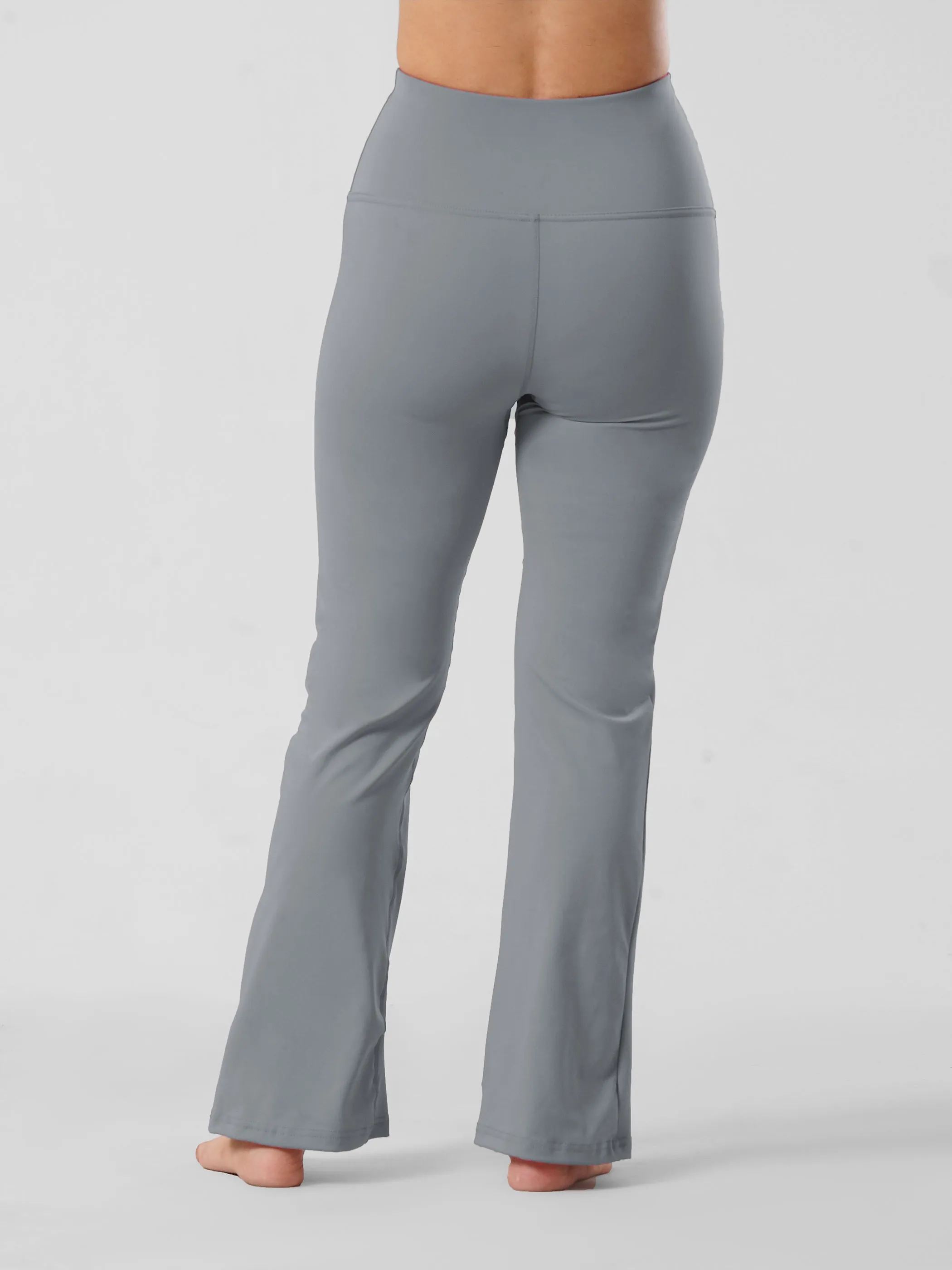 Active Flare Legging In Grey