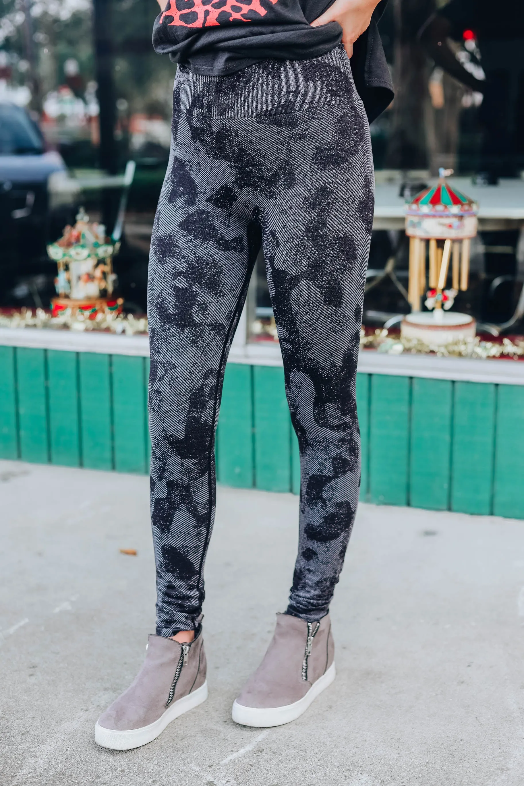 Black Camo Striped Seamless Leggings