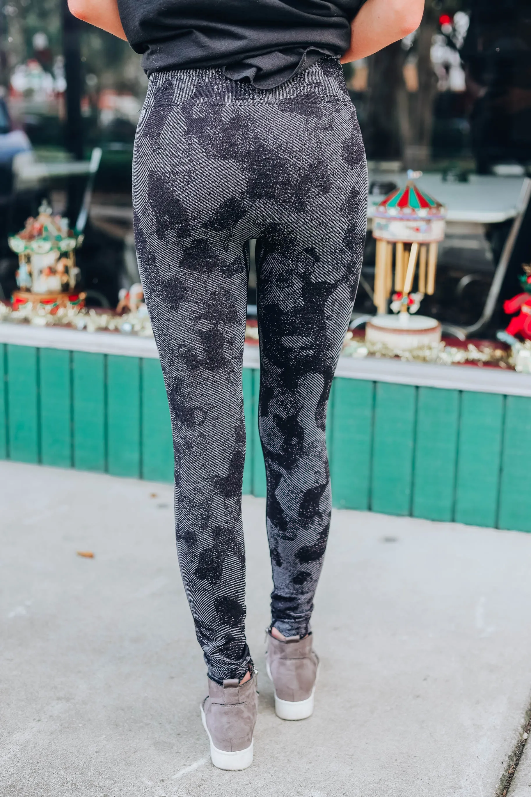 Black Camo Striped Seamless Leggings