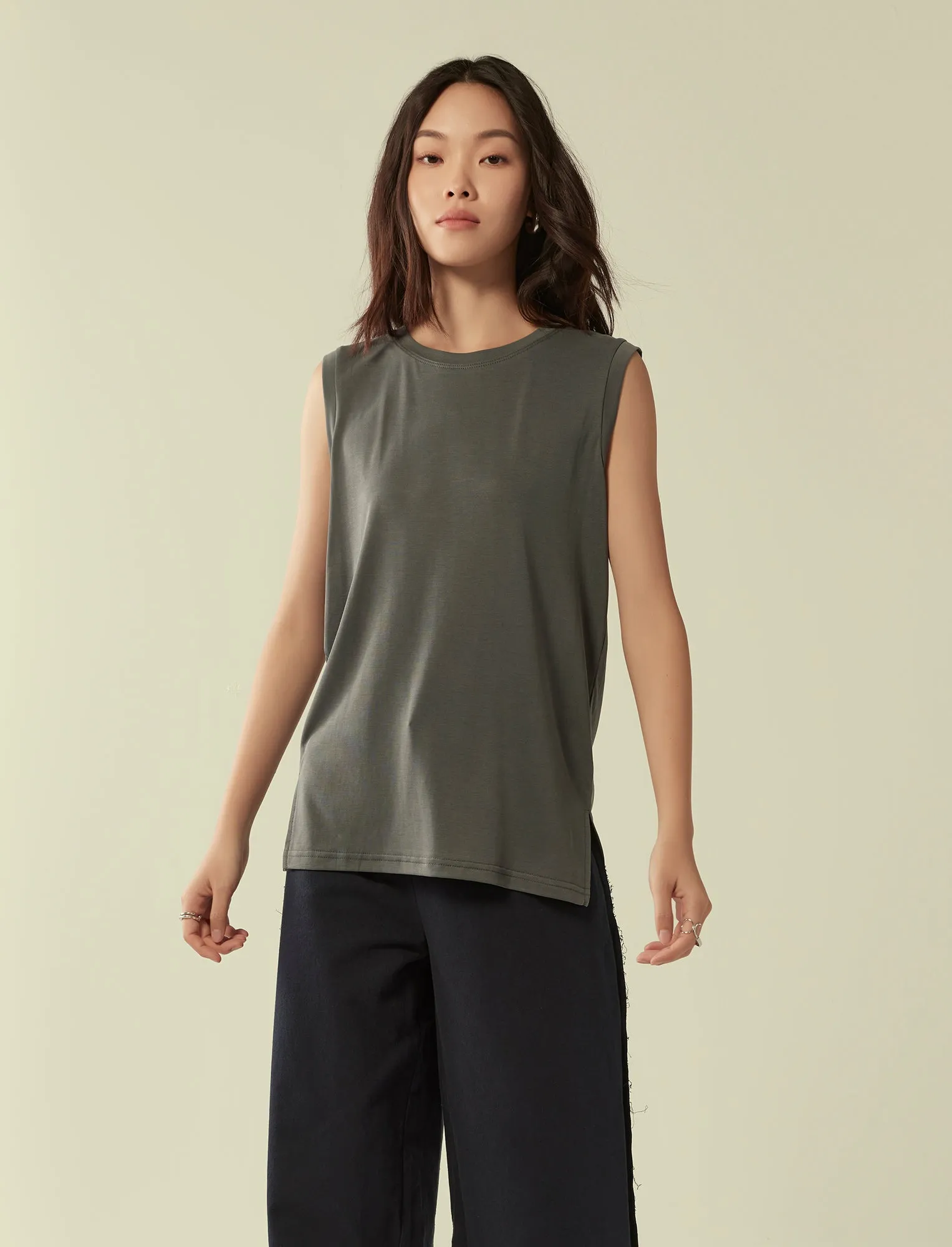 classic muscle tee