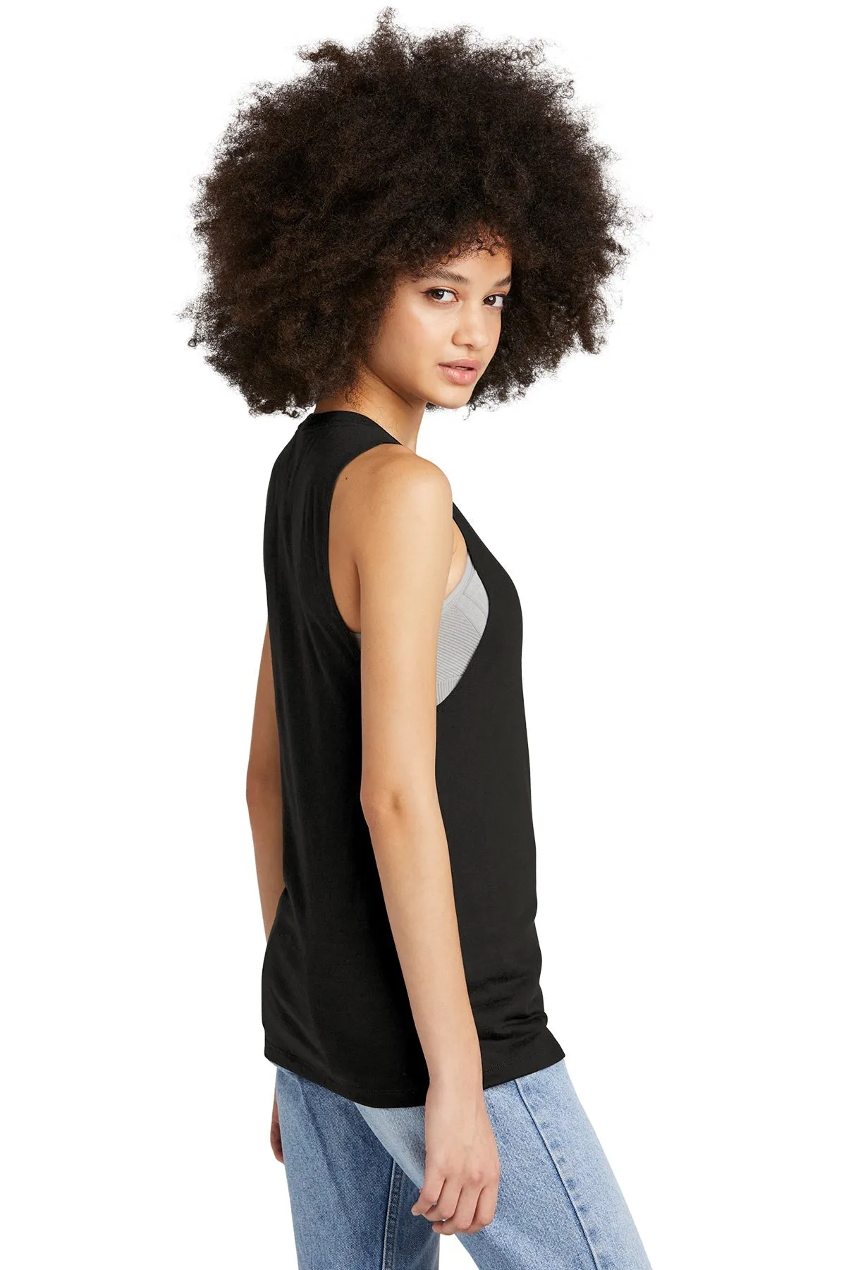 DT153 District Women’s Perfect Tri Muscle Tank