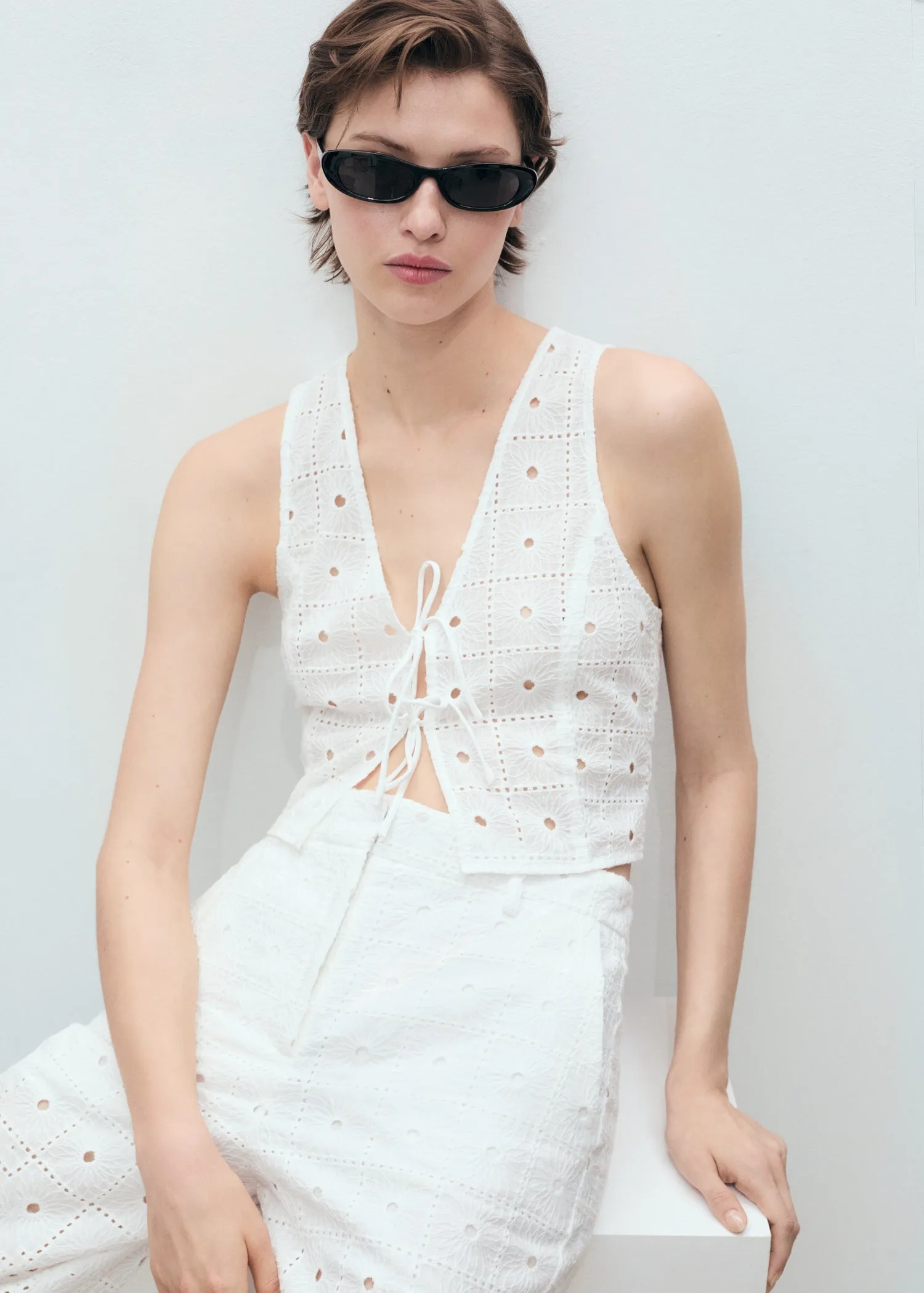 Embroidered cotton waistcoat with bows