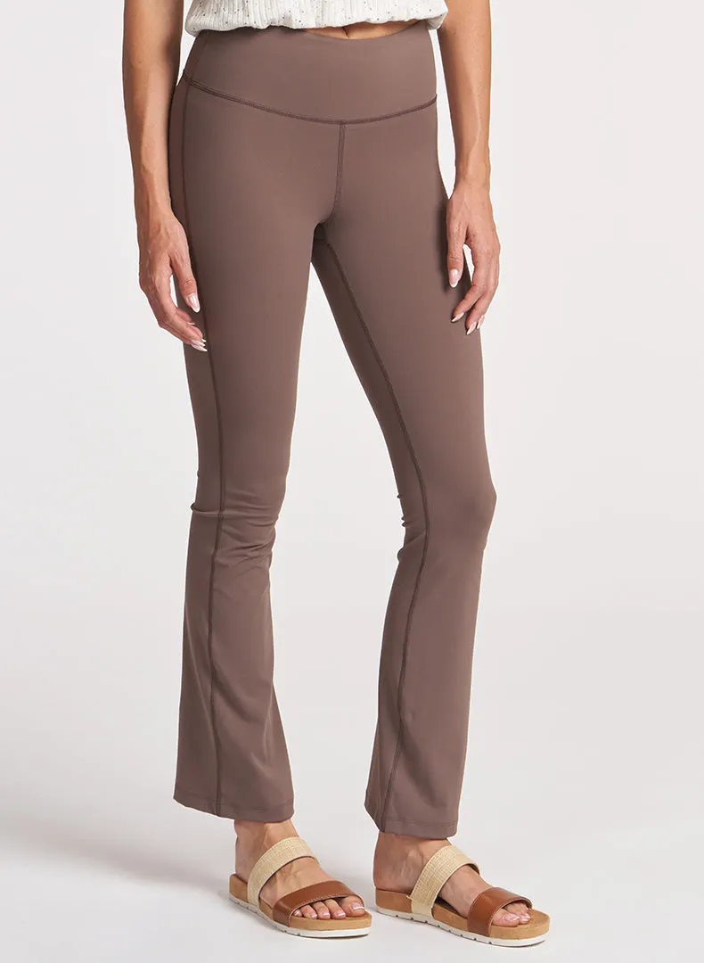 Endure Mini Bootcut Legging