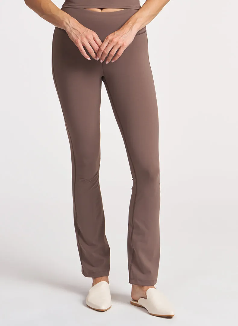 Endure Mini Bootcut Legging