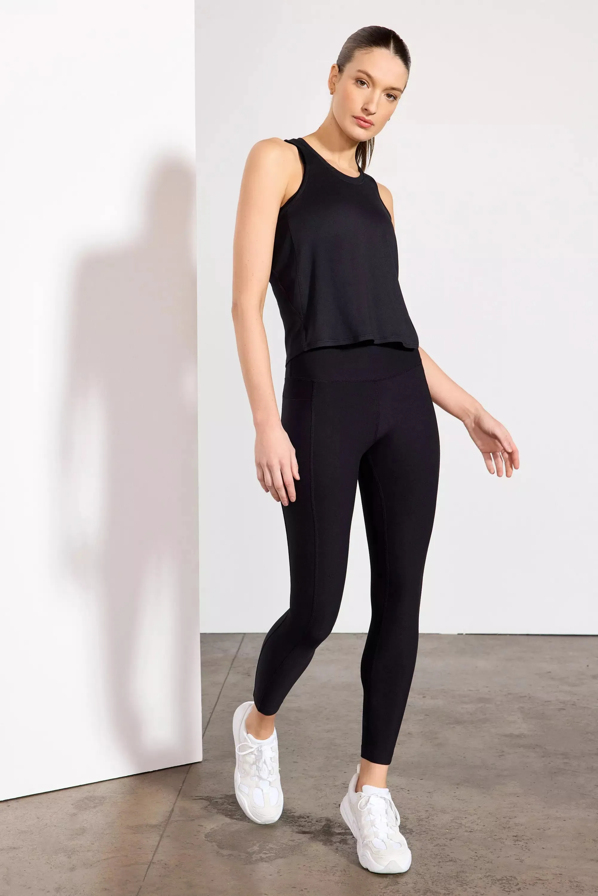 Explore Side Pocket Legging - Black