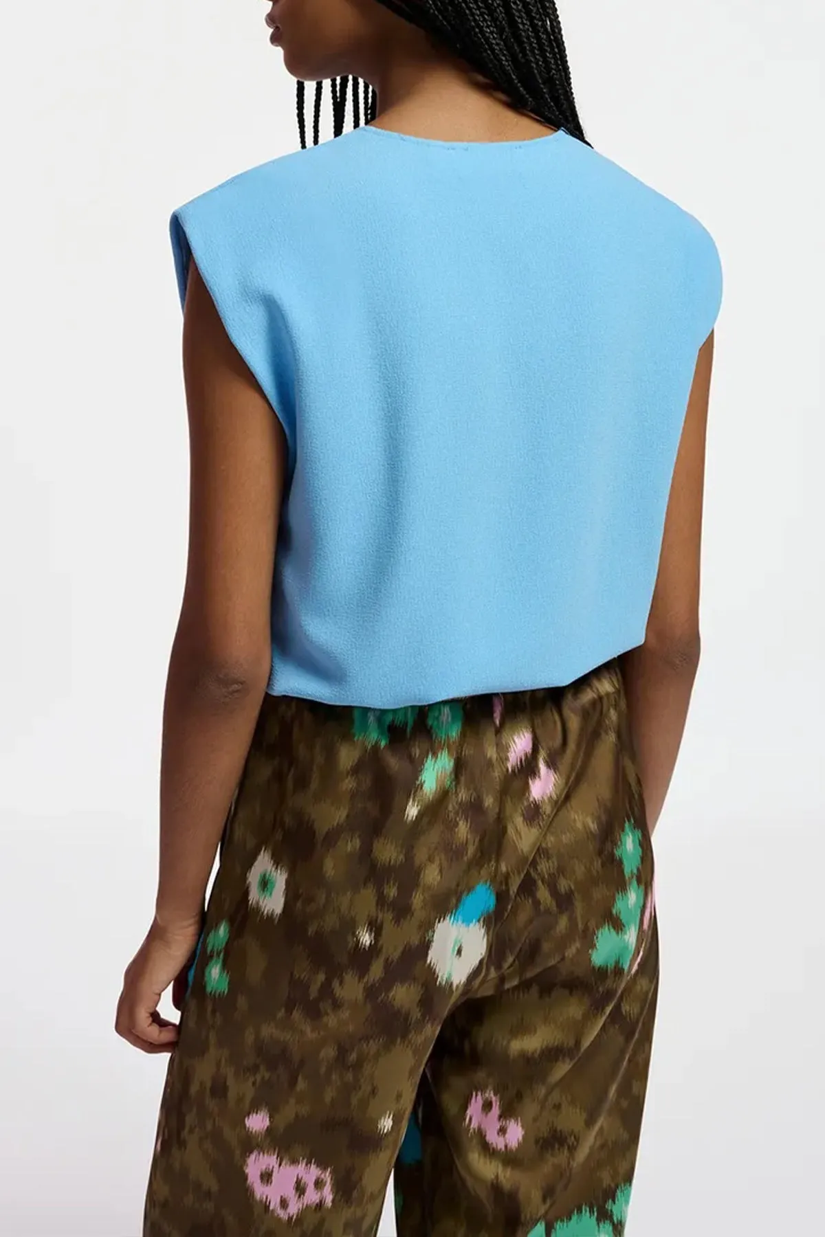 Falling Sleeveless V-Neck Top in Blue