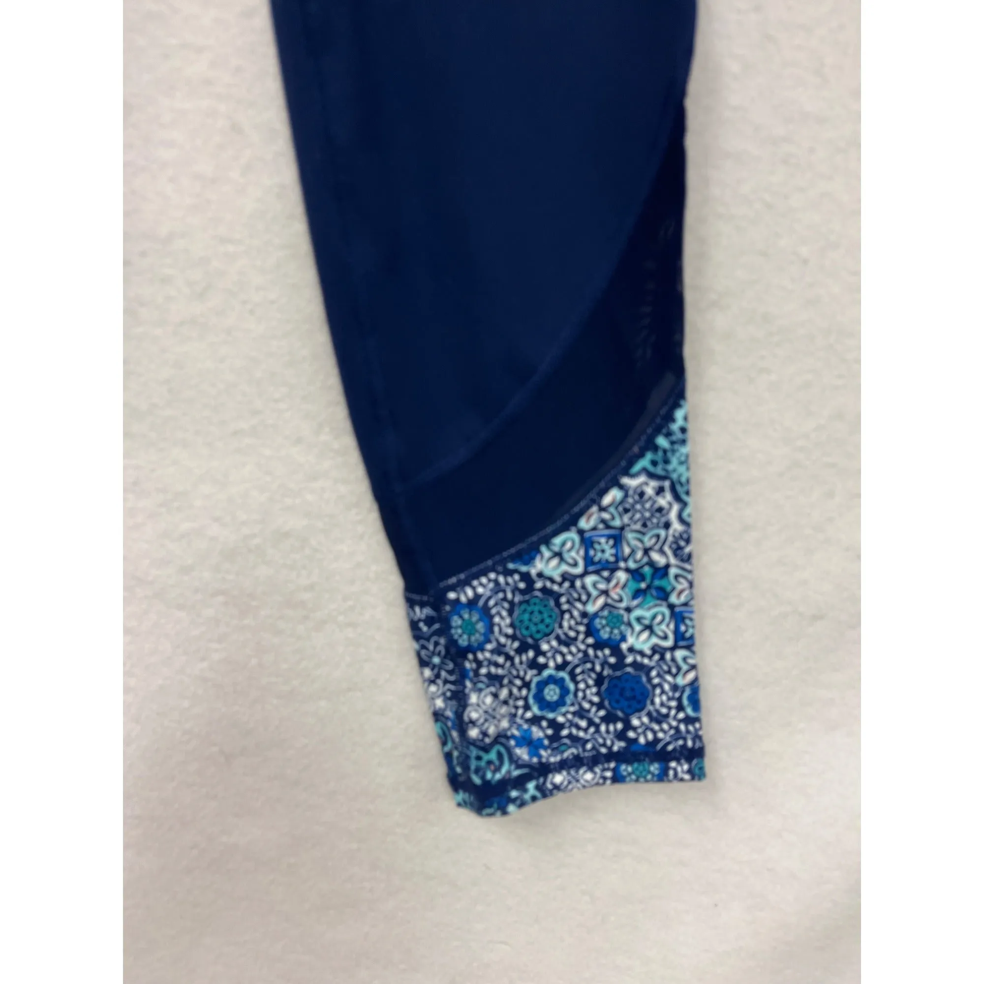 Gaiam Womens XS Capri Leggings Navy Blue With Floral Hem #6922