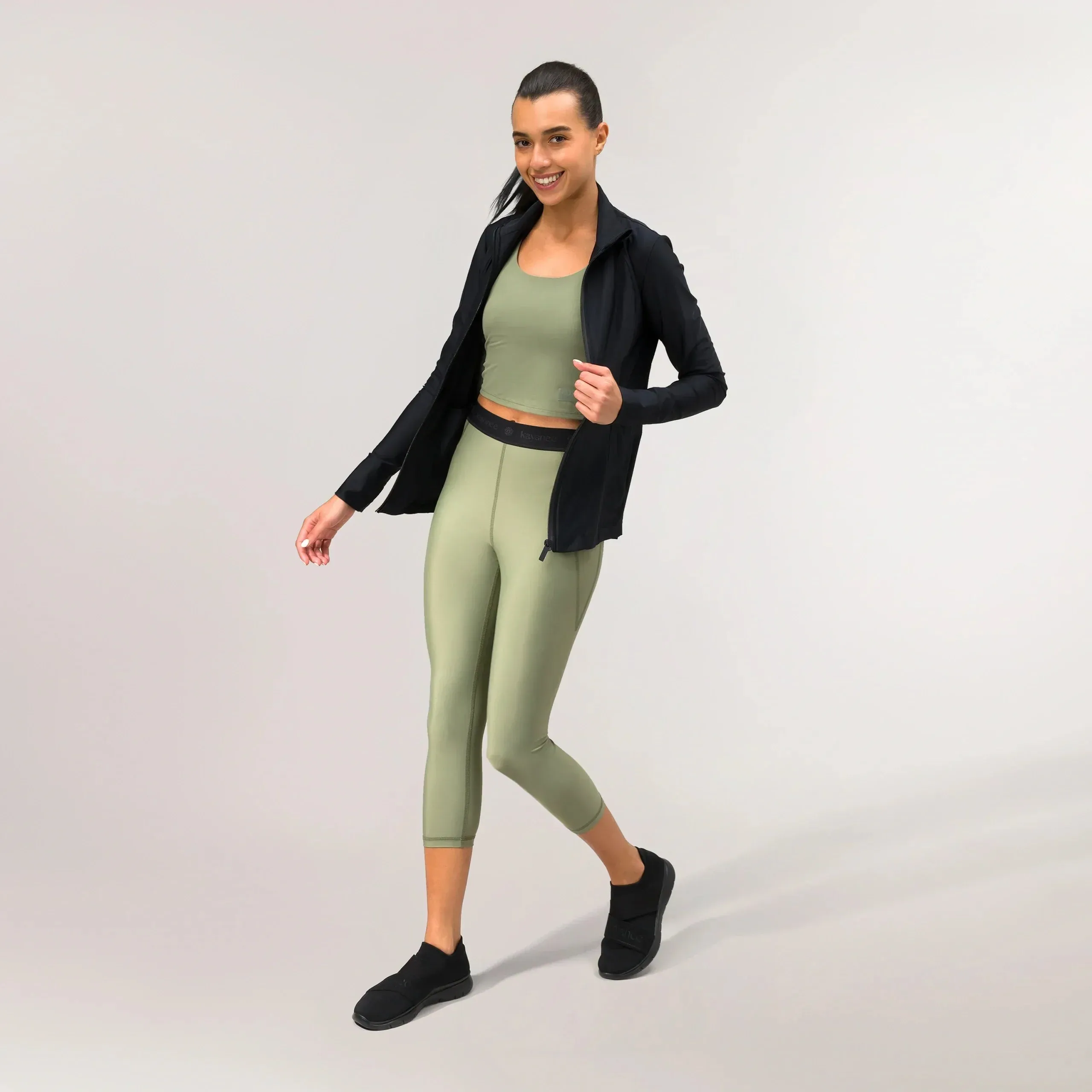 Glide Cropped Legging - CORE MUSK GREEN