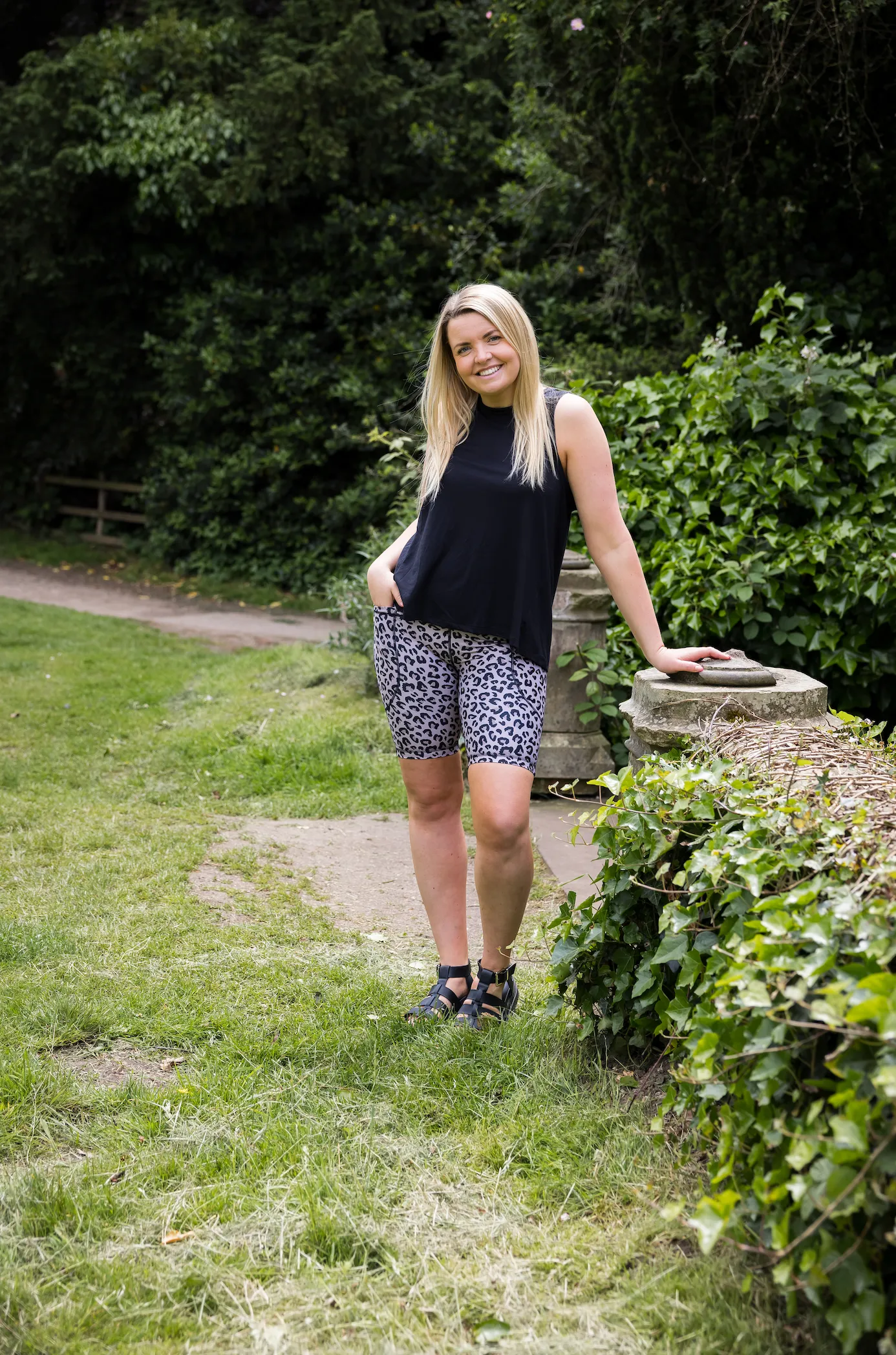 Greige Leopard 2 Pocket Cycling Shorts