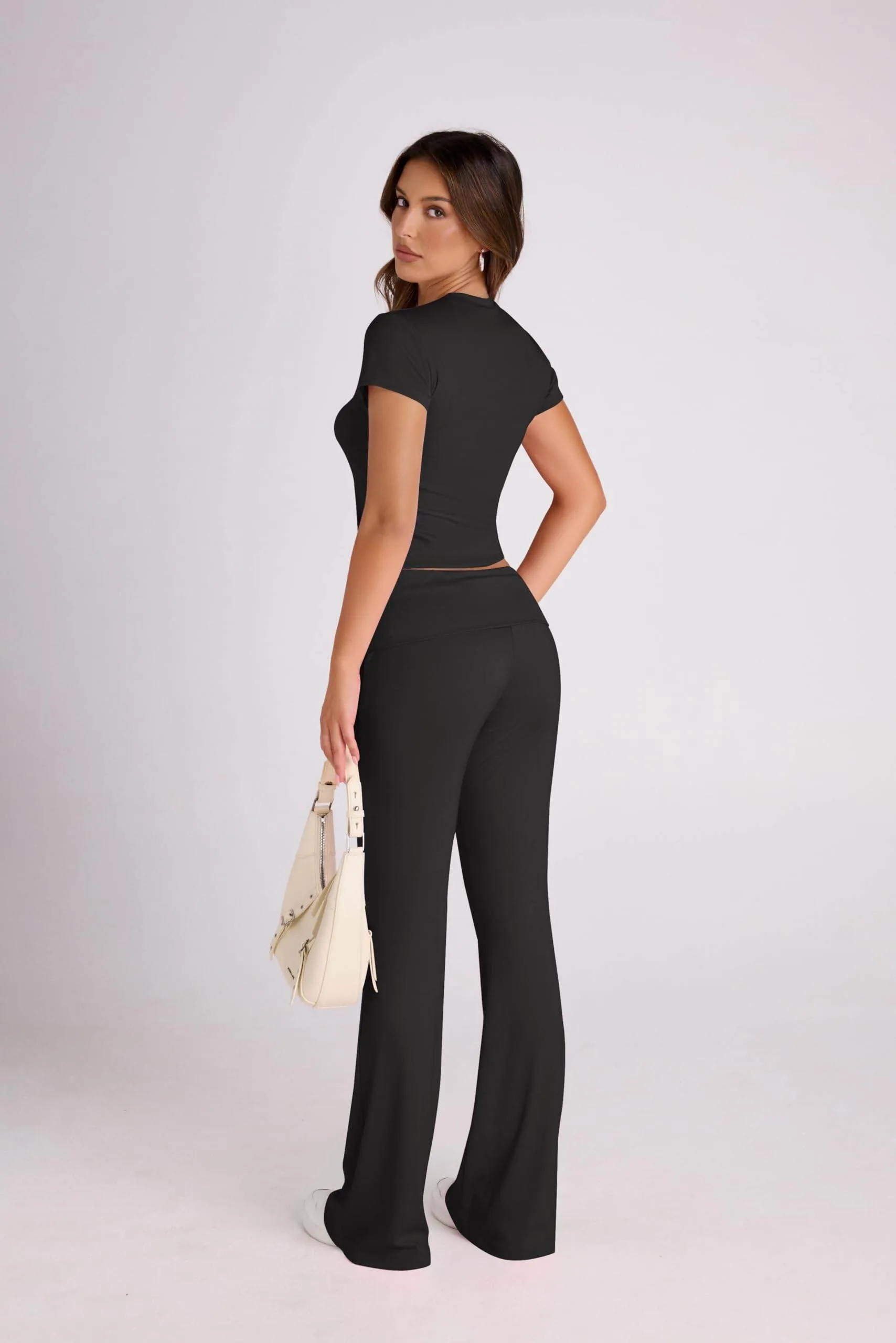 Ivicoer Women's Two Piece Outfit Basic Short Sleeve Crop Top and Low Rise Flare Pants Set High Waisted Pants Lounge 2 Piece Yoga Tracksuit Women Outfits Black M