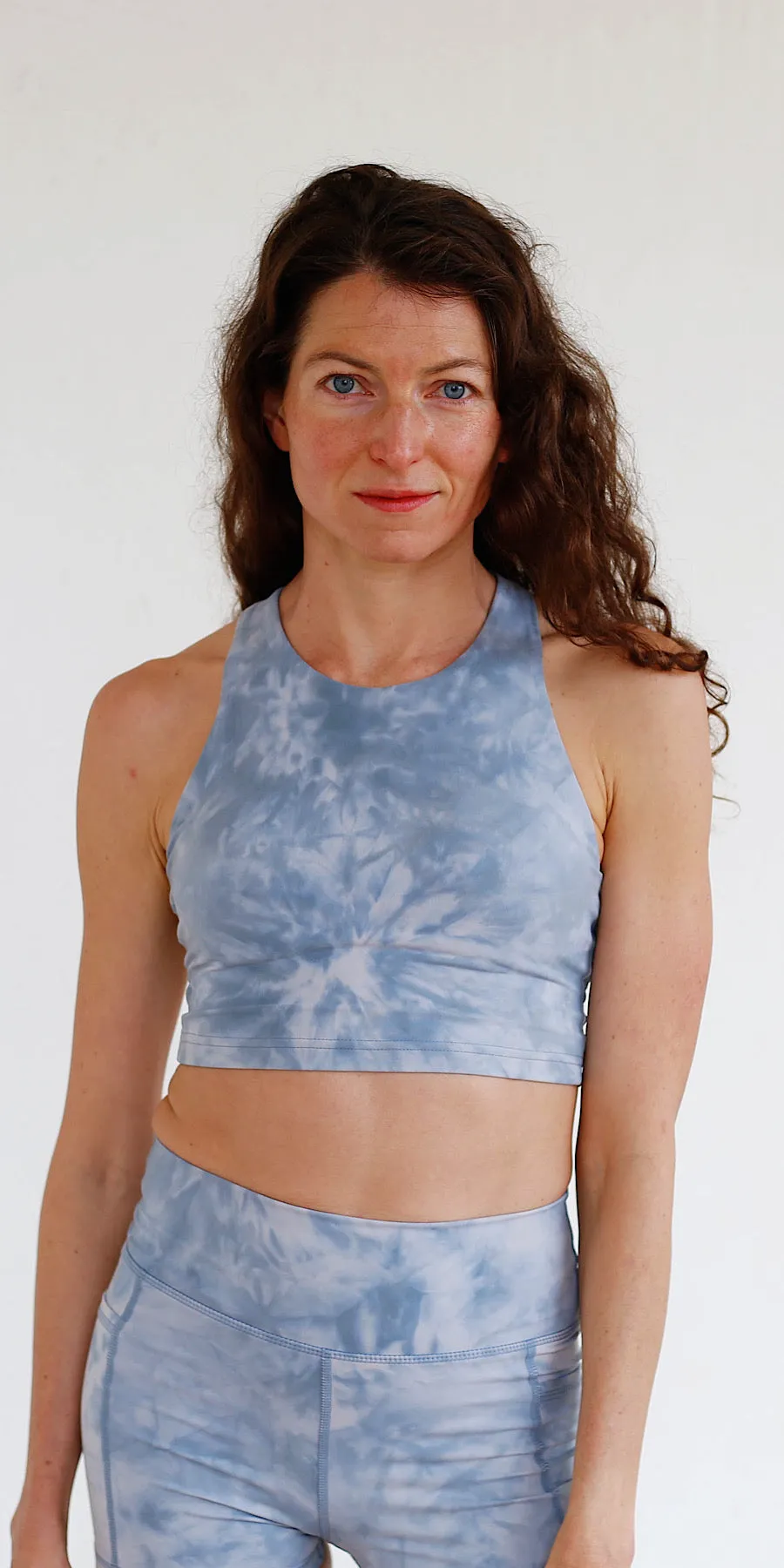 Kella Pocket Crop Top (cherry ribbed)