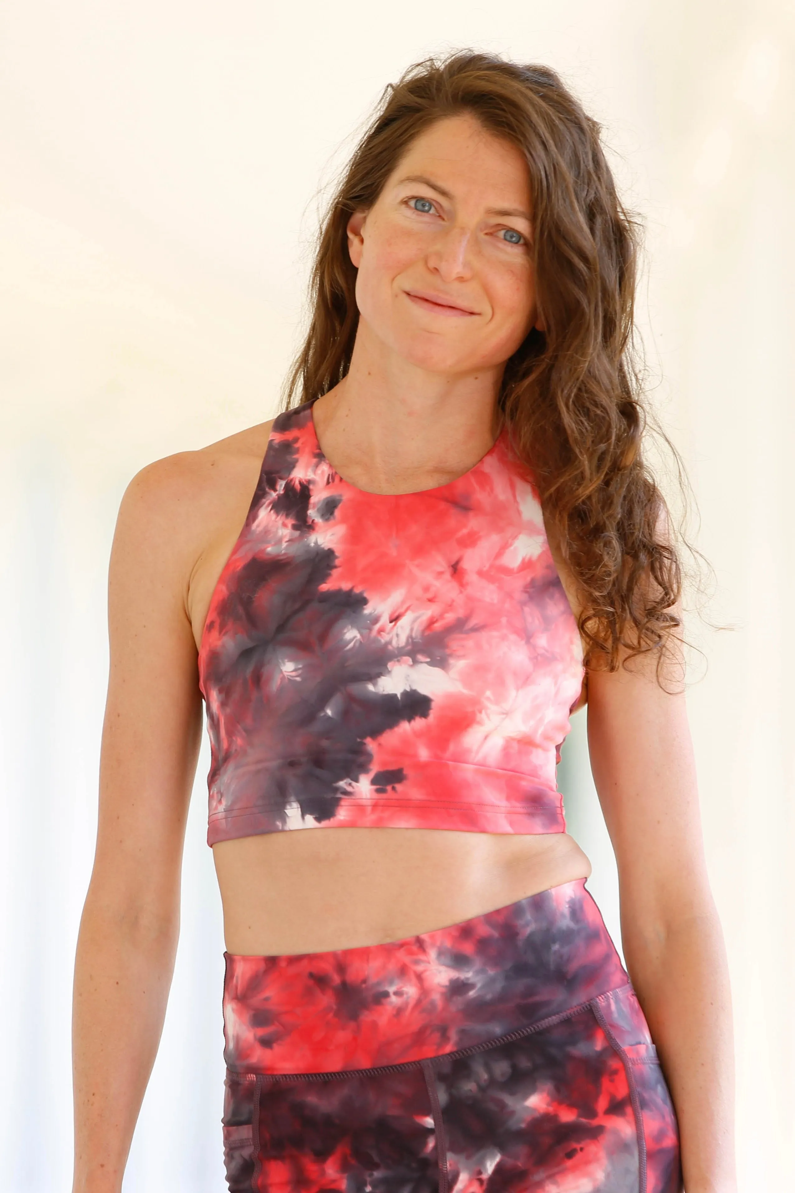 Kella Pocket Crop Top (cherry ribbed)