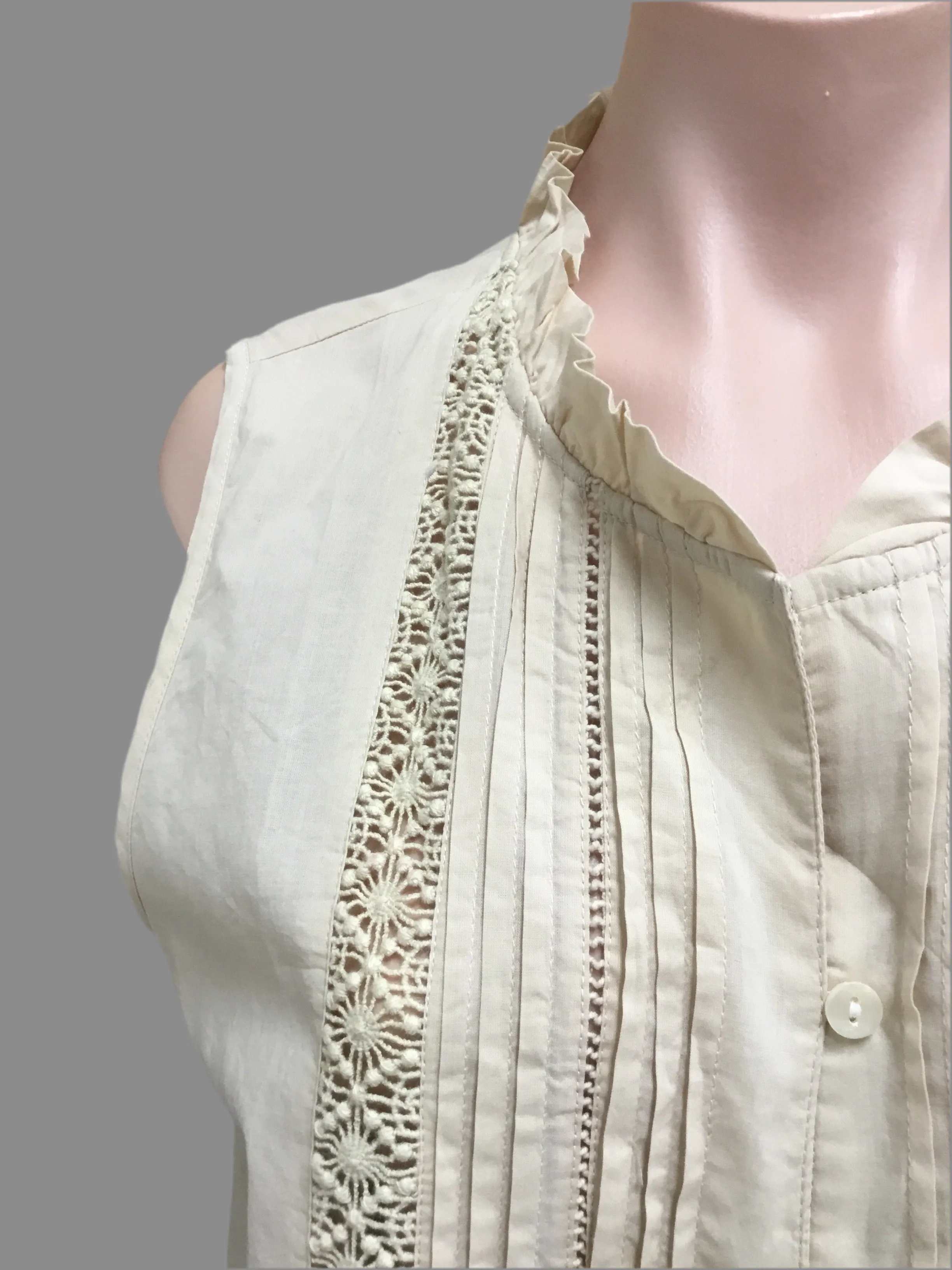 Latte Lace Trim Sleeveless Shirt