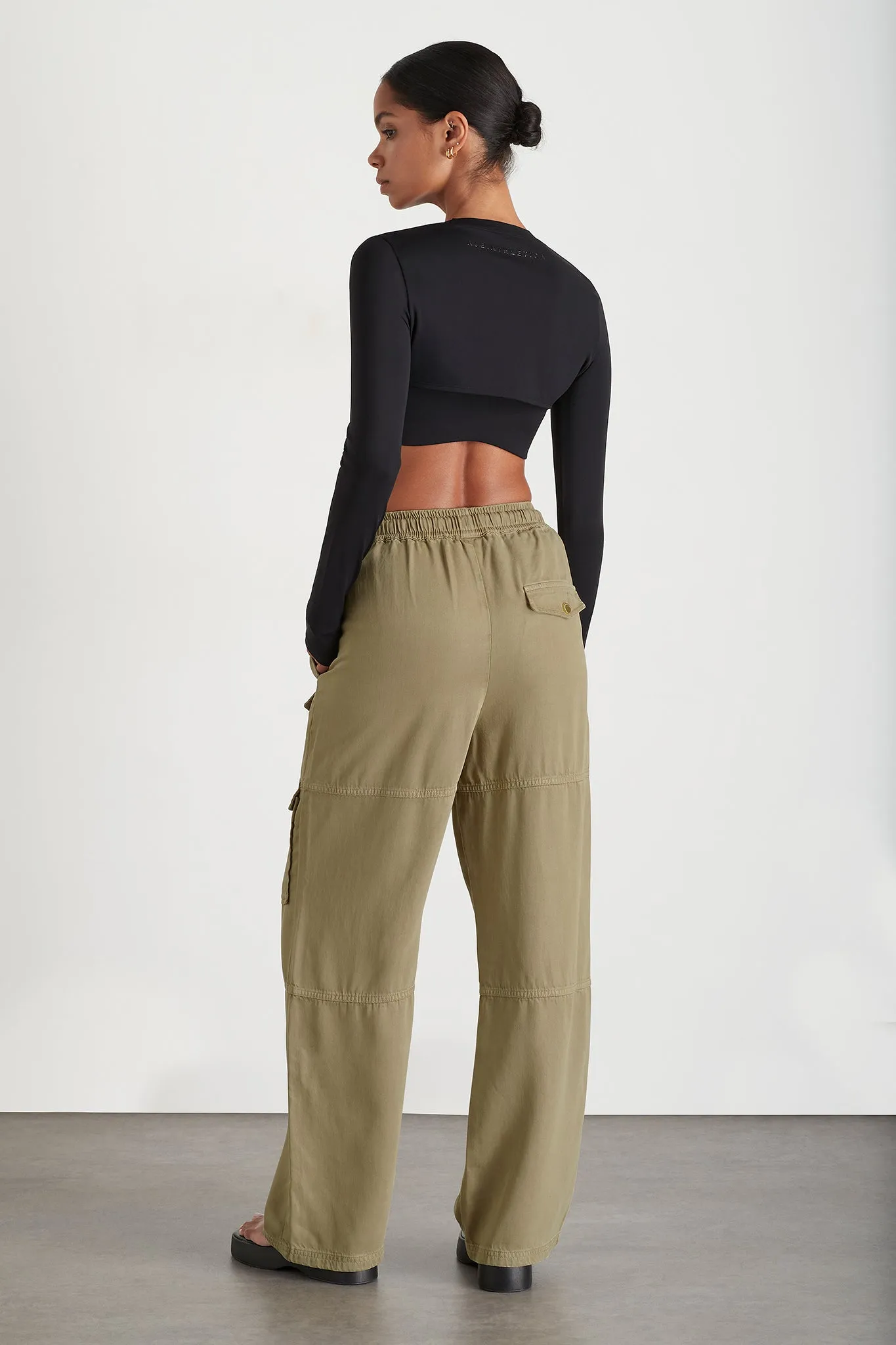 Layered Crop Set 356