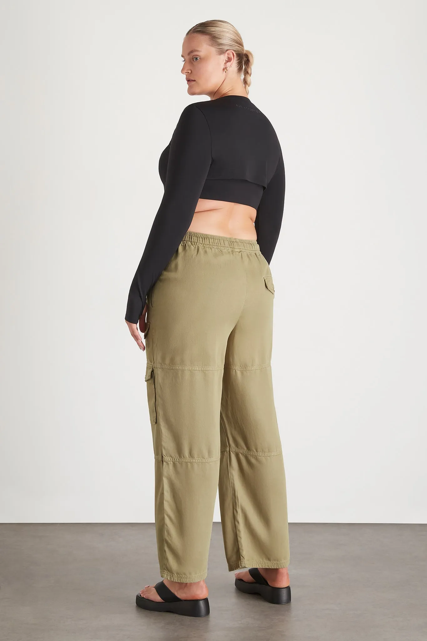 Layered Crop Set 356