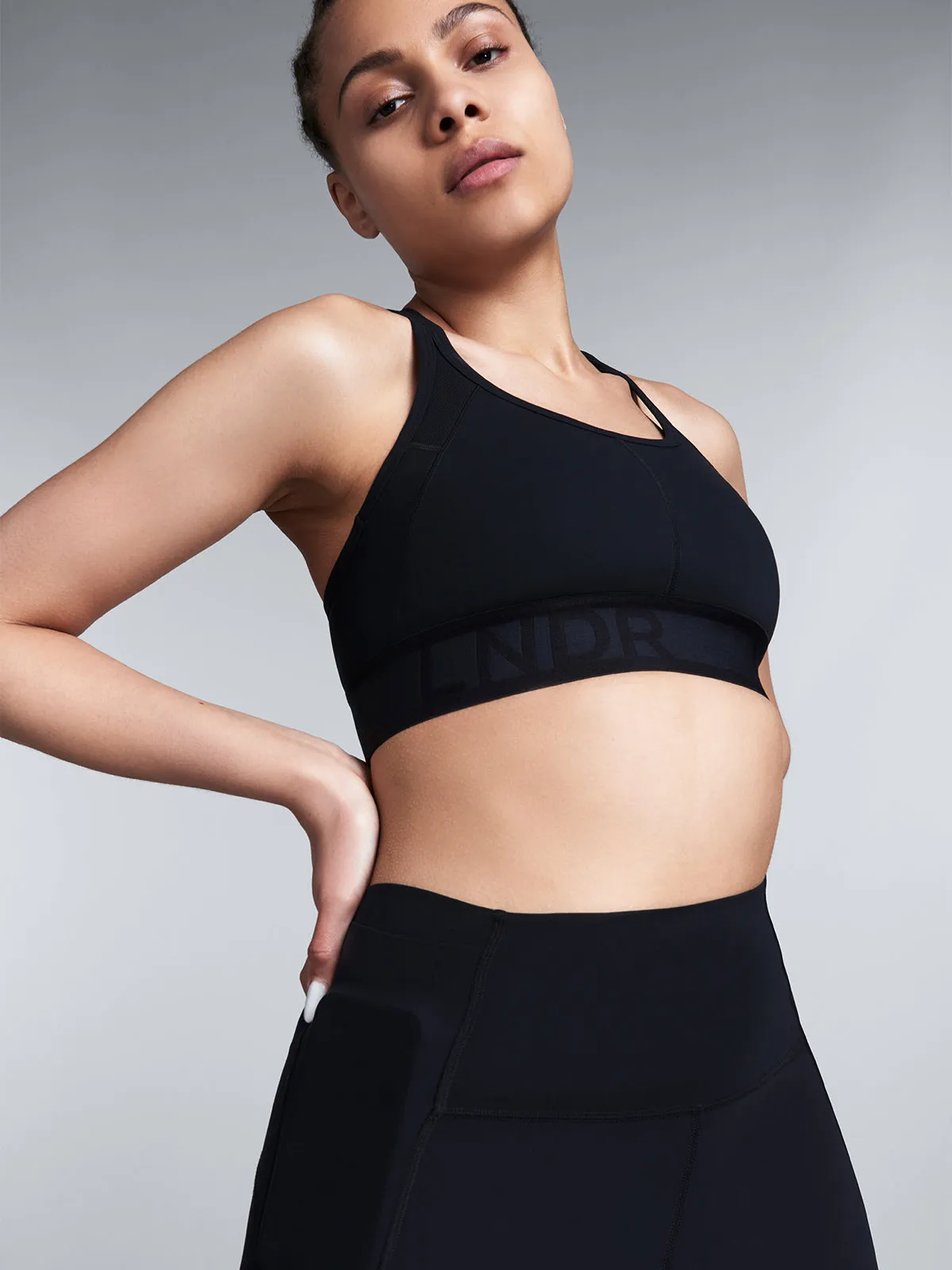LIMITLESS POCKET 8/8 Legging Black