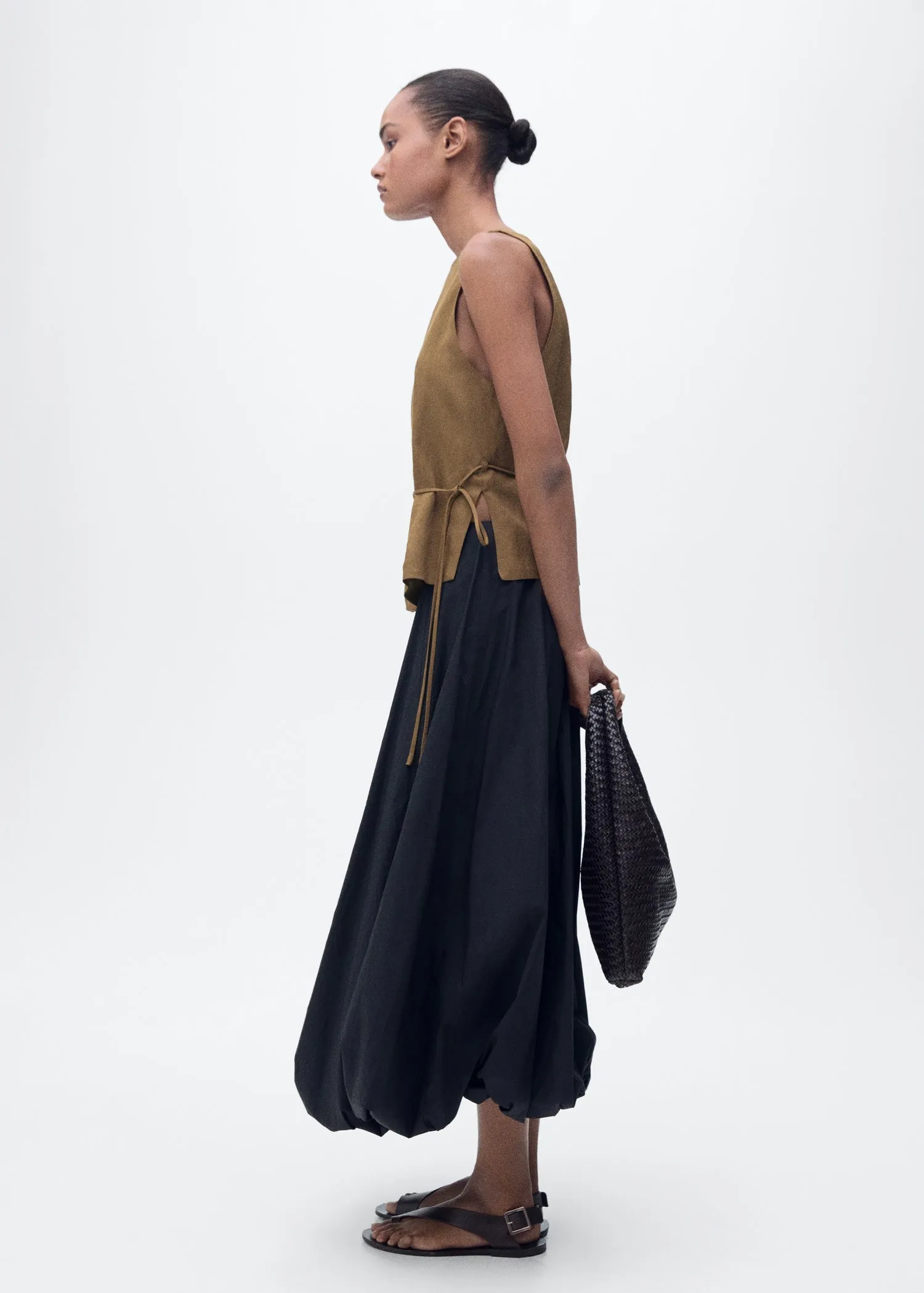 Linen-blend top with bow