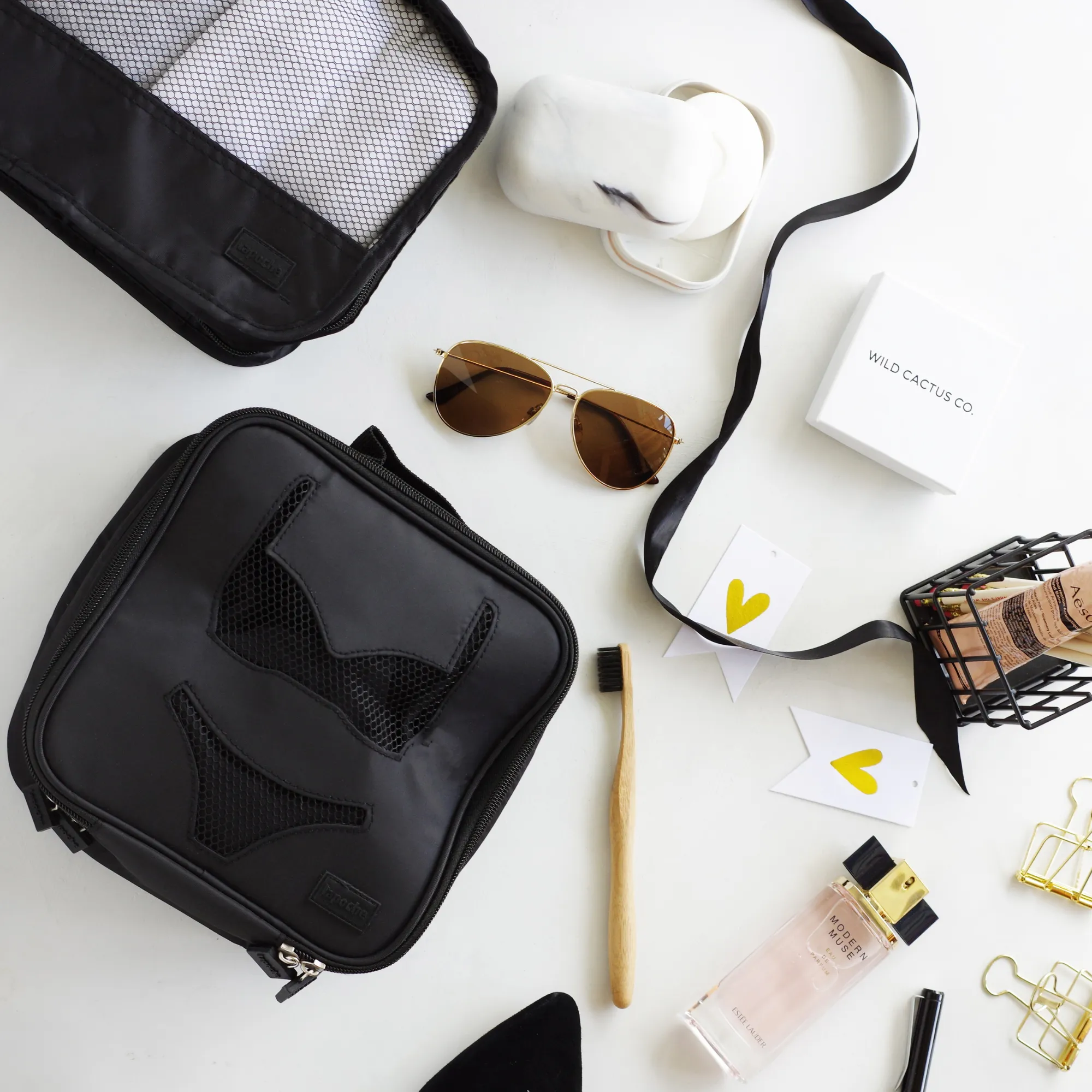Lingerie Tote - black