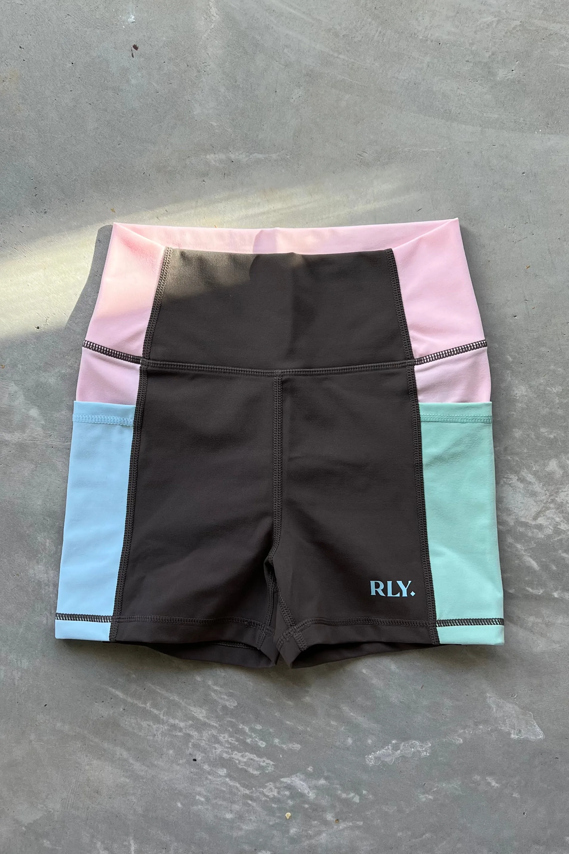 Madison Pocket Shorts