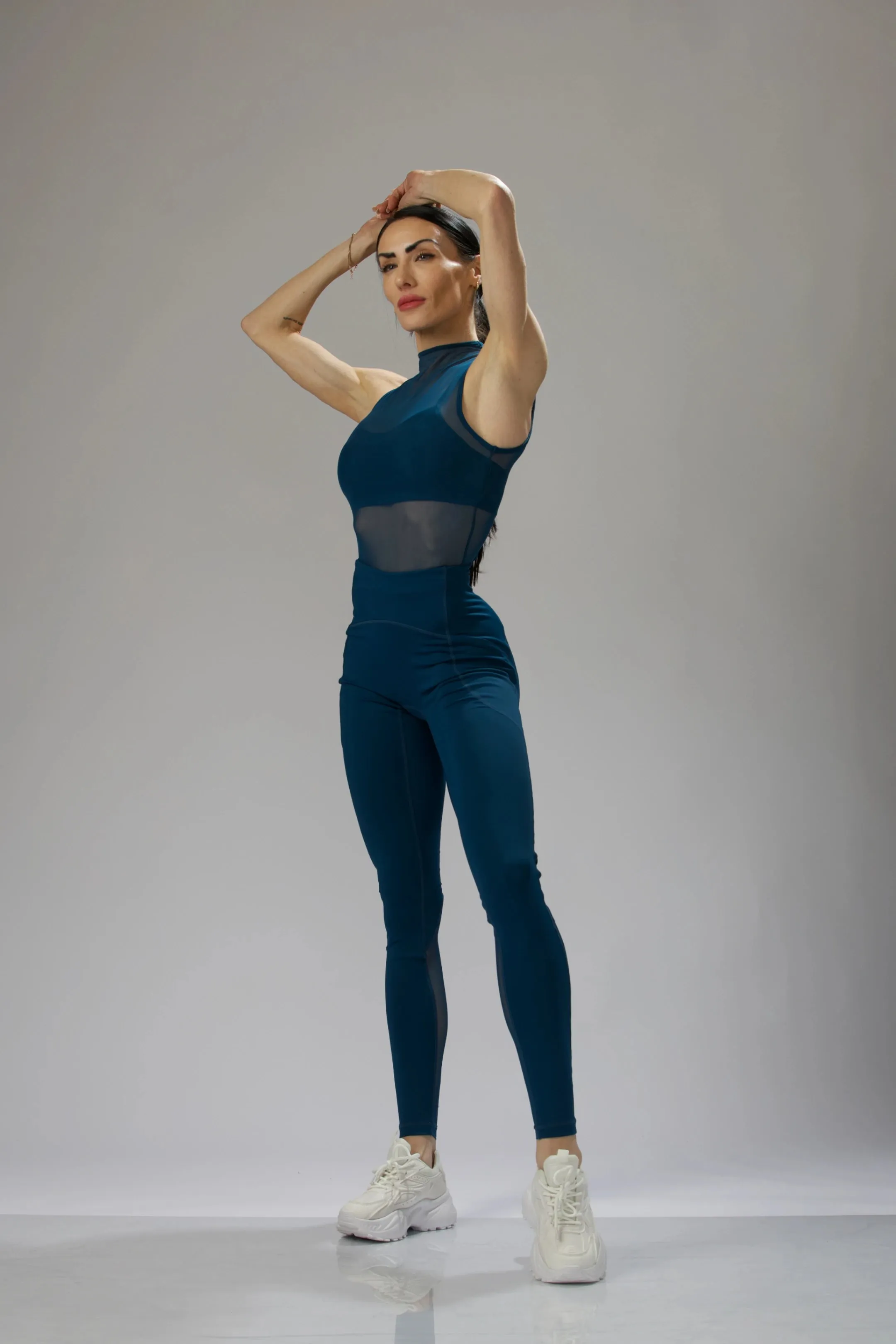 Mesh Calf High-Waisted Training Leggings with Pockets
