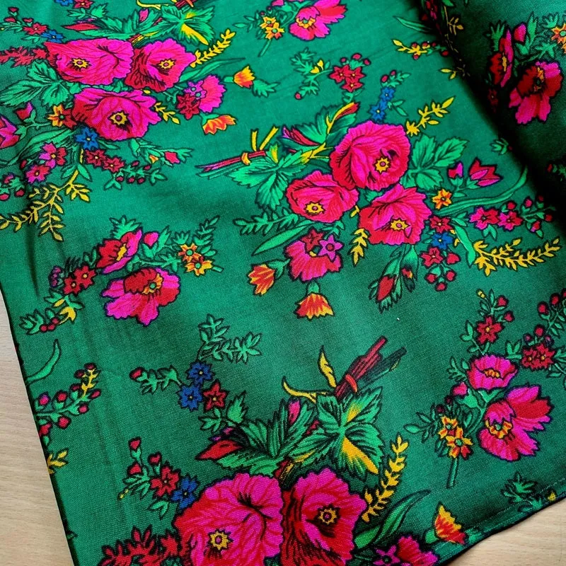 Oriental deluxe printed acrylic serge fabric with rose bouquet, tribal-ethnic fabric for DIY fashion projects, per running meter