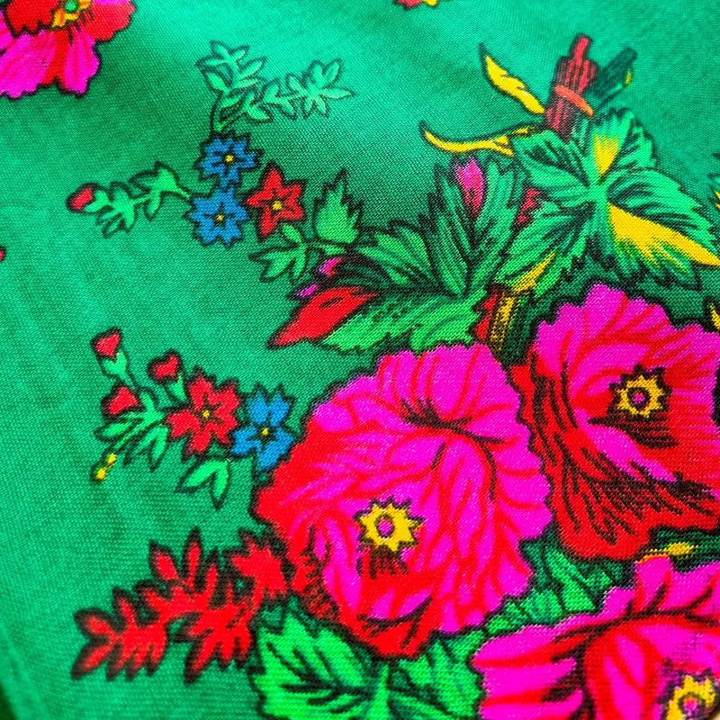 Oriental deluxe printed acrylic serge fabric with rose bouquet, tribal-ethnic fabric for DIY fashion projects, per running meter
