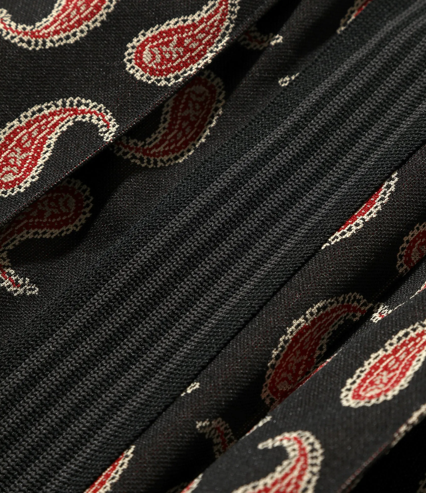 Pleated Track Skirt – Paisley Jacquard
