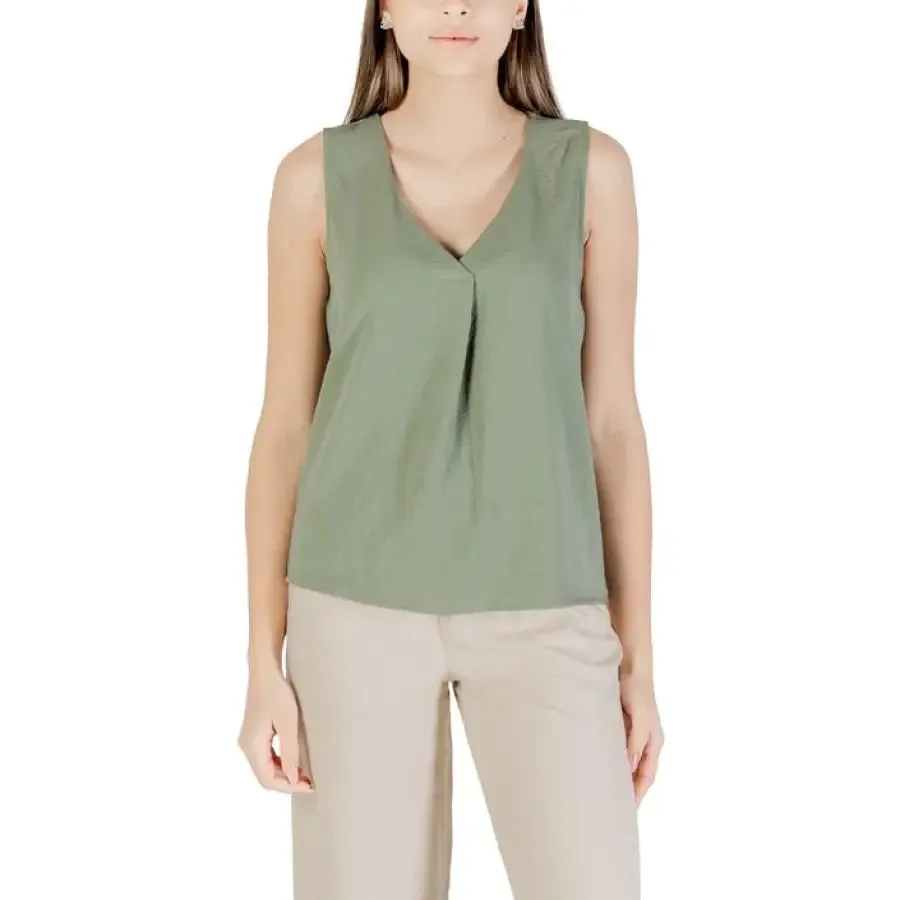 Red Sleeveless V Neck Blouse