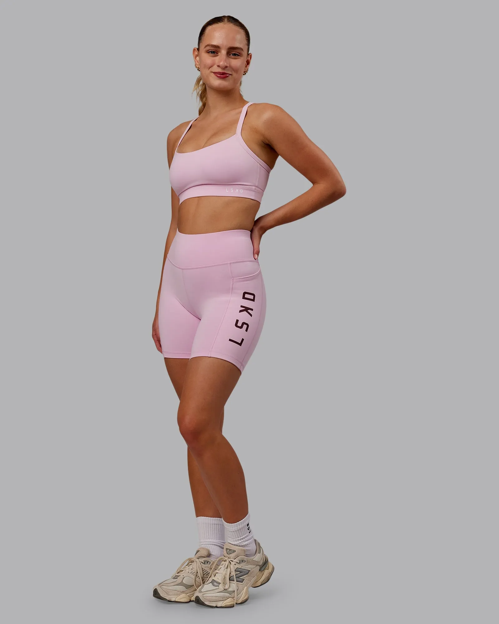 Rep Mid Short Tight - Marshmallow-Cherry Lacquer