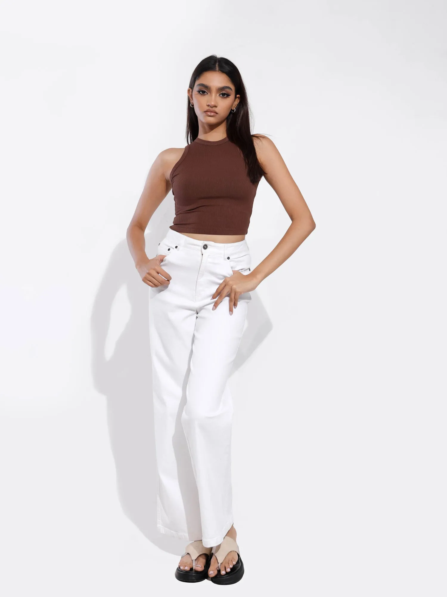 Riri Sleeveless Halter Neck Crop Top