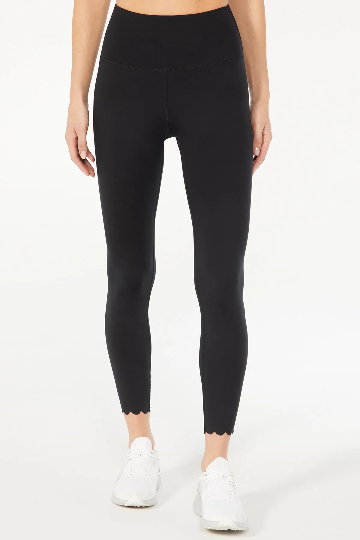Scallop Legging (Black)