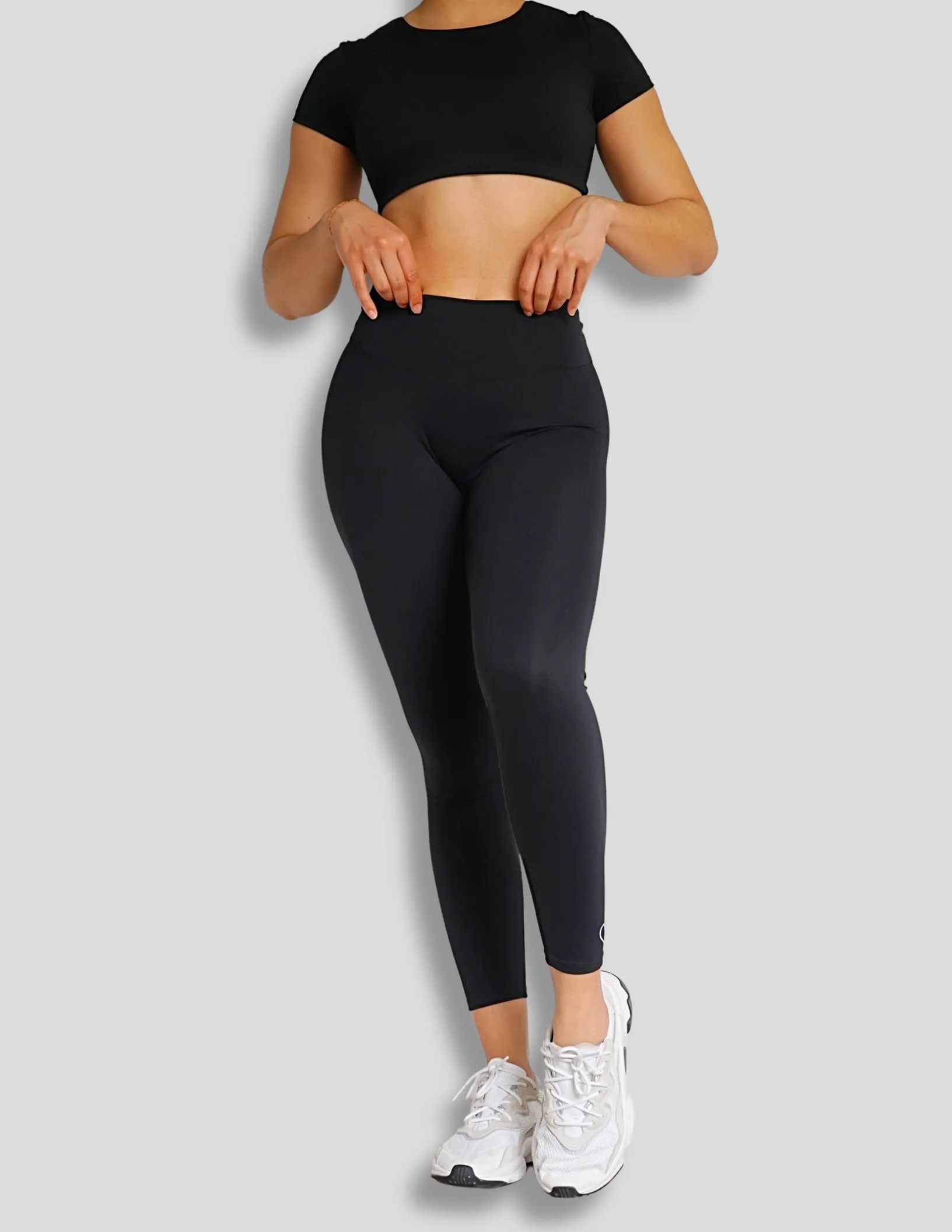 Shape Scrunch Leggings | Black
