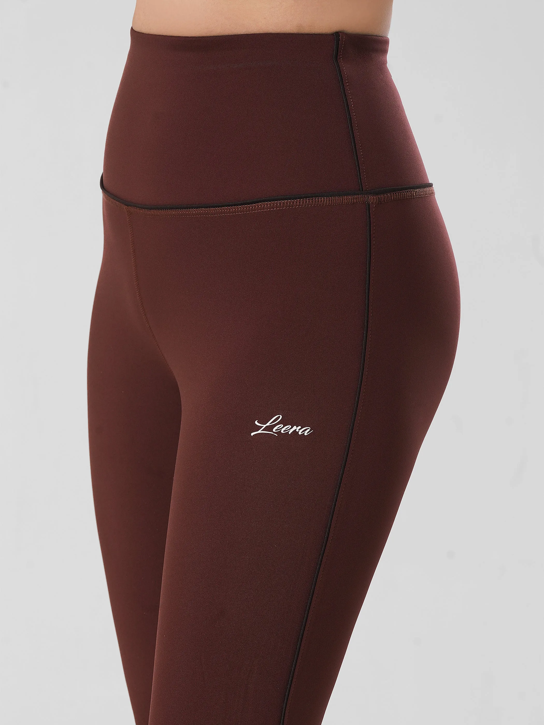 Signature Legging in Rust Brown