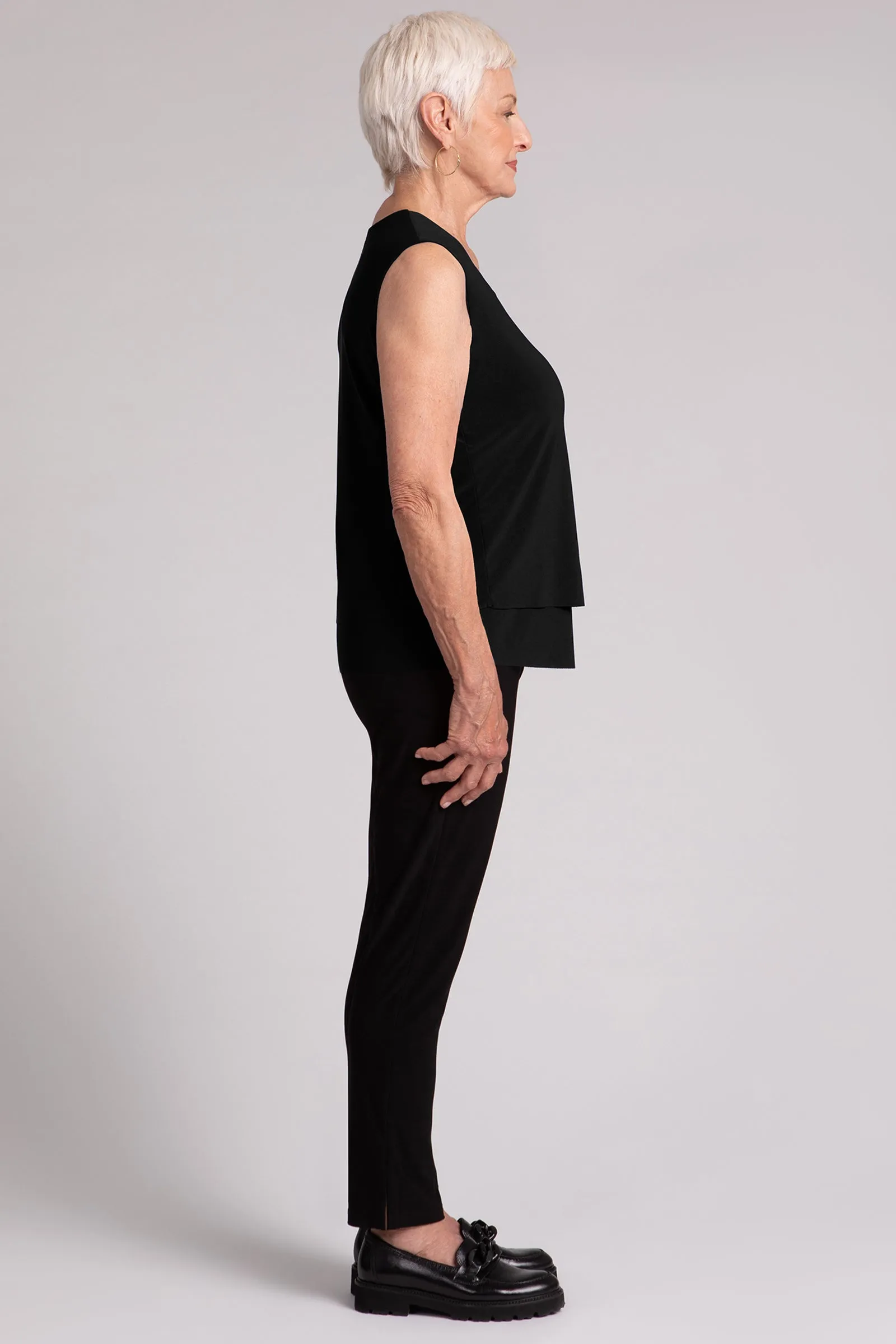 Sleeveless Double Layer Shell