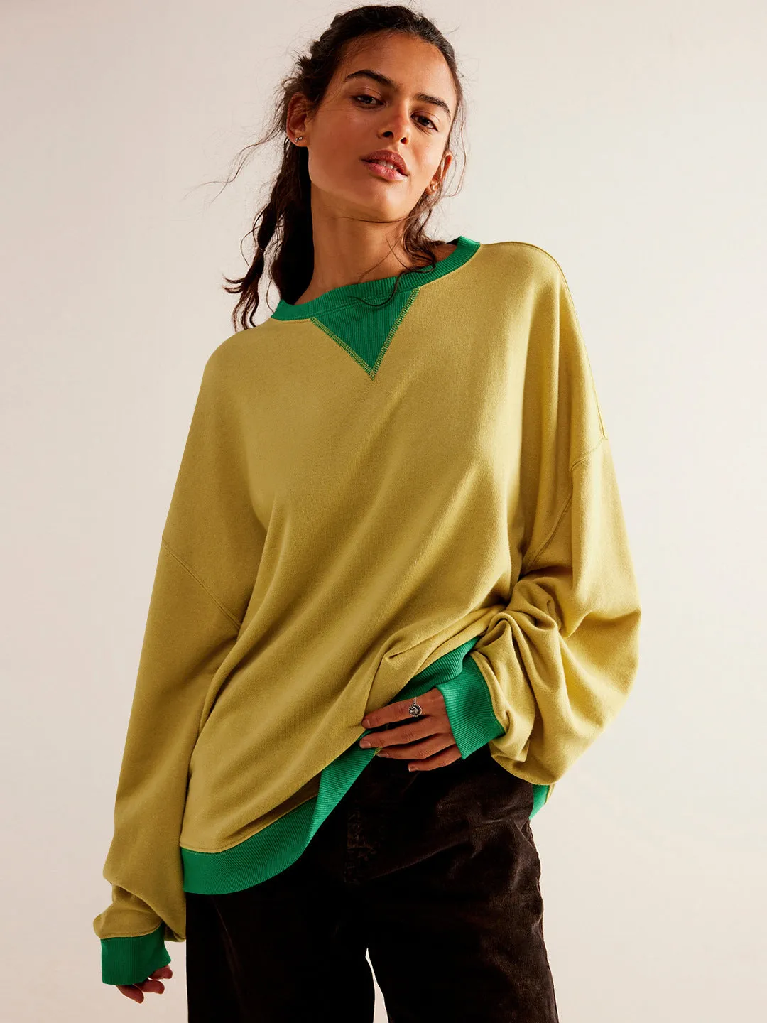 Street Style Contrast Color Ribbed Long Sleeve Top, Loose Fashion Brand Dropped Shoulder Round Neck Sweatshirt Jacket for Women, Spring and Autumn.C-240923-2