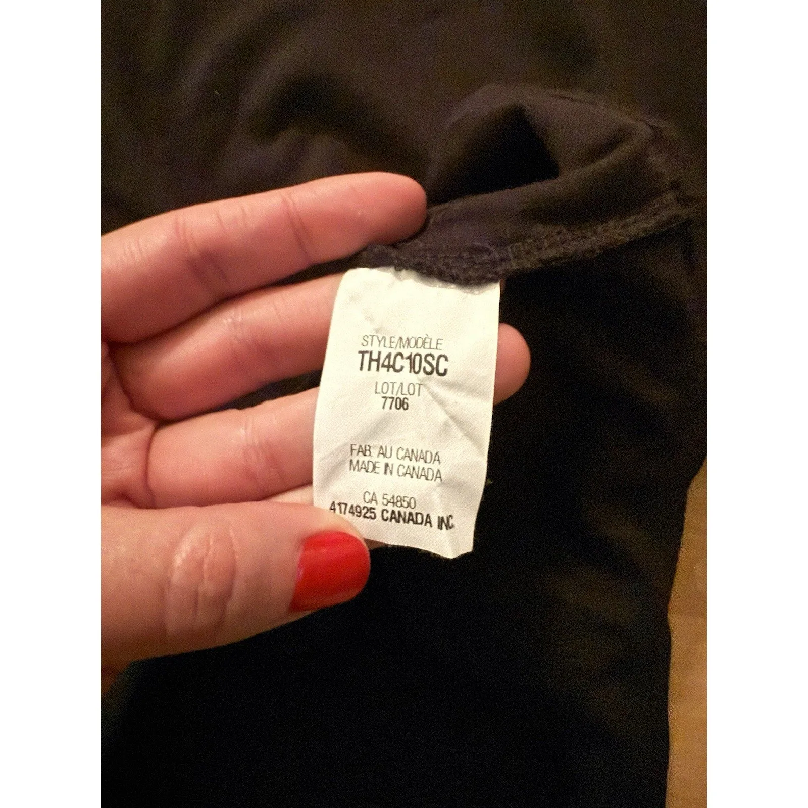 The Range Women's  NYC Black Balloon Sleeve Crop Tee - XS (Revolve)