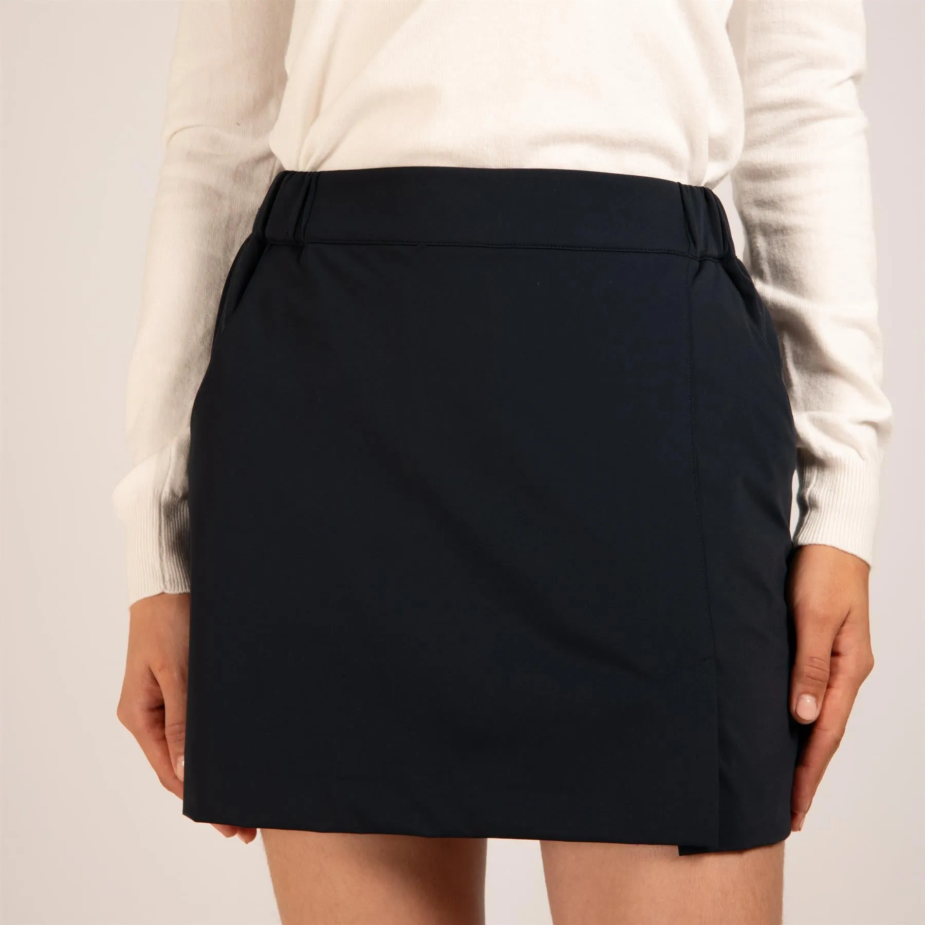 The Tech Pull-On Skort Navy