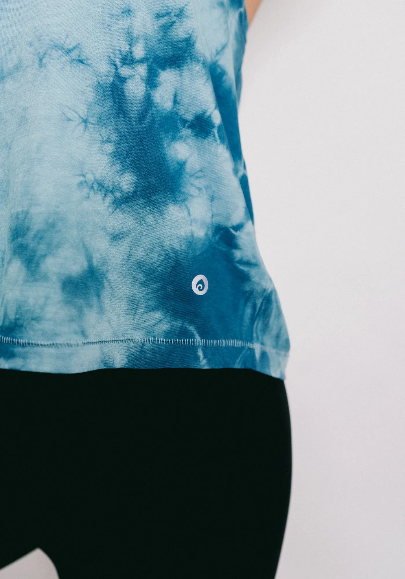 Tie-Dye Lands End Tank – Turquoise