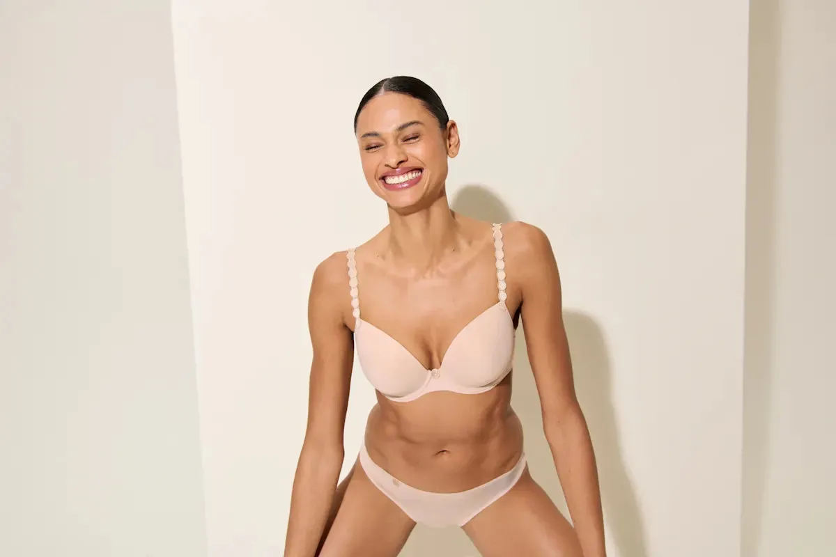 Tom Padded Plunge Bra In Caffe Latte - Marie Jo