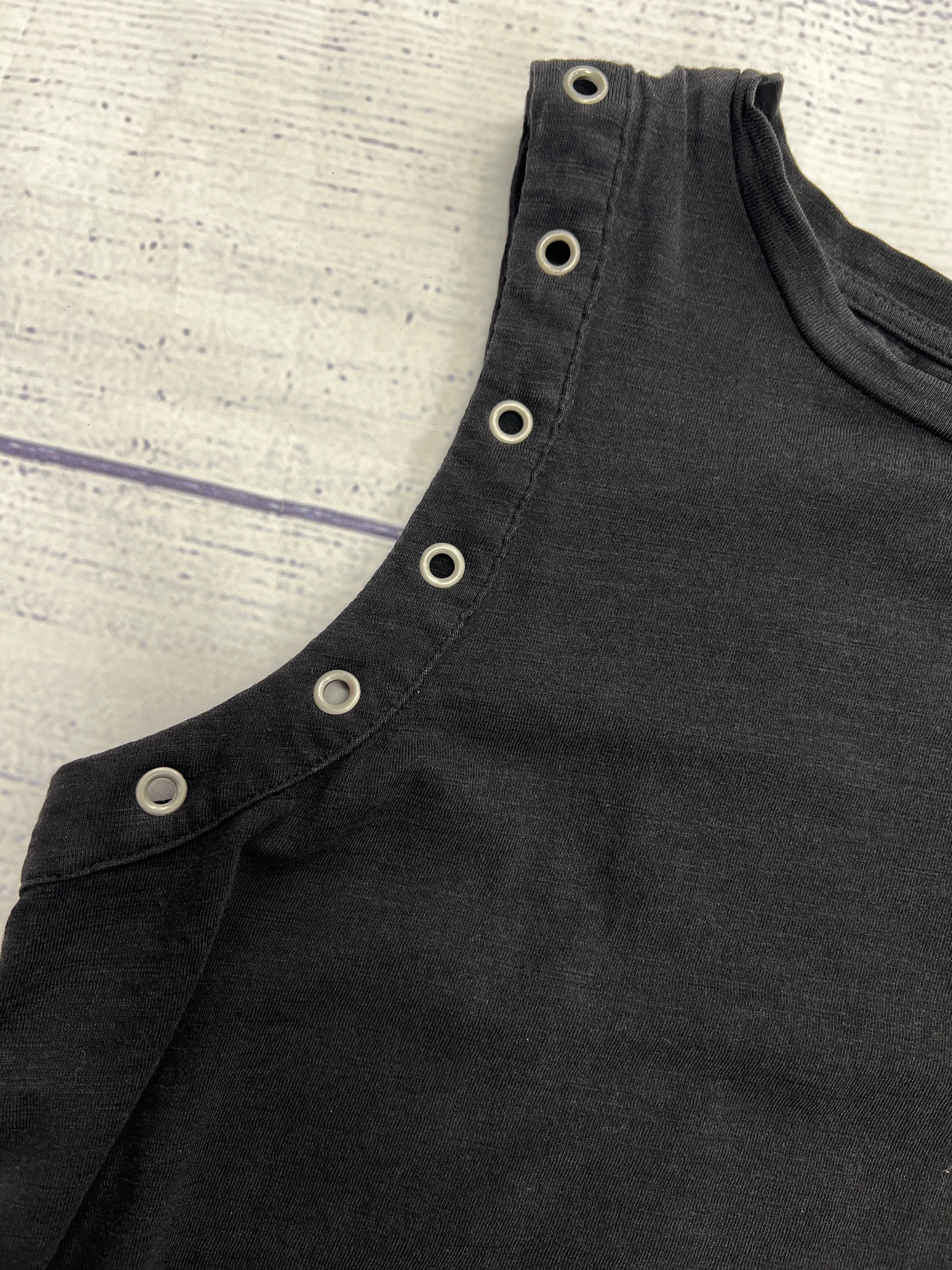Top Sleeveless By Maurices In Black, Size: Xs