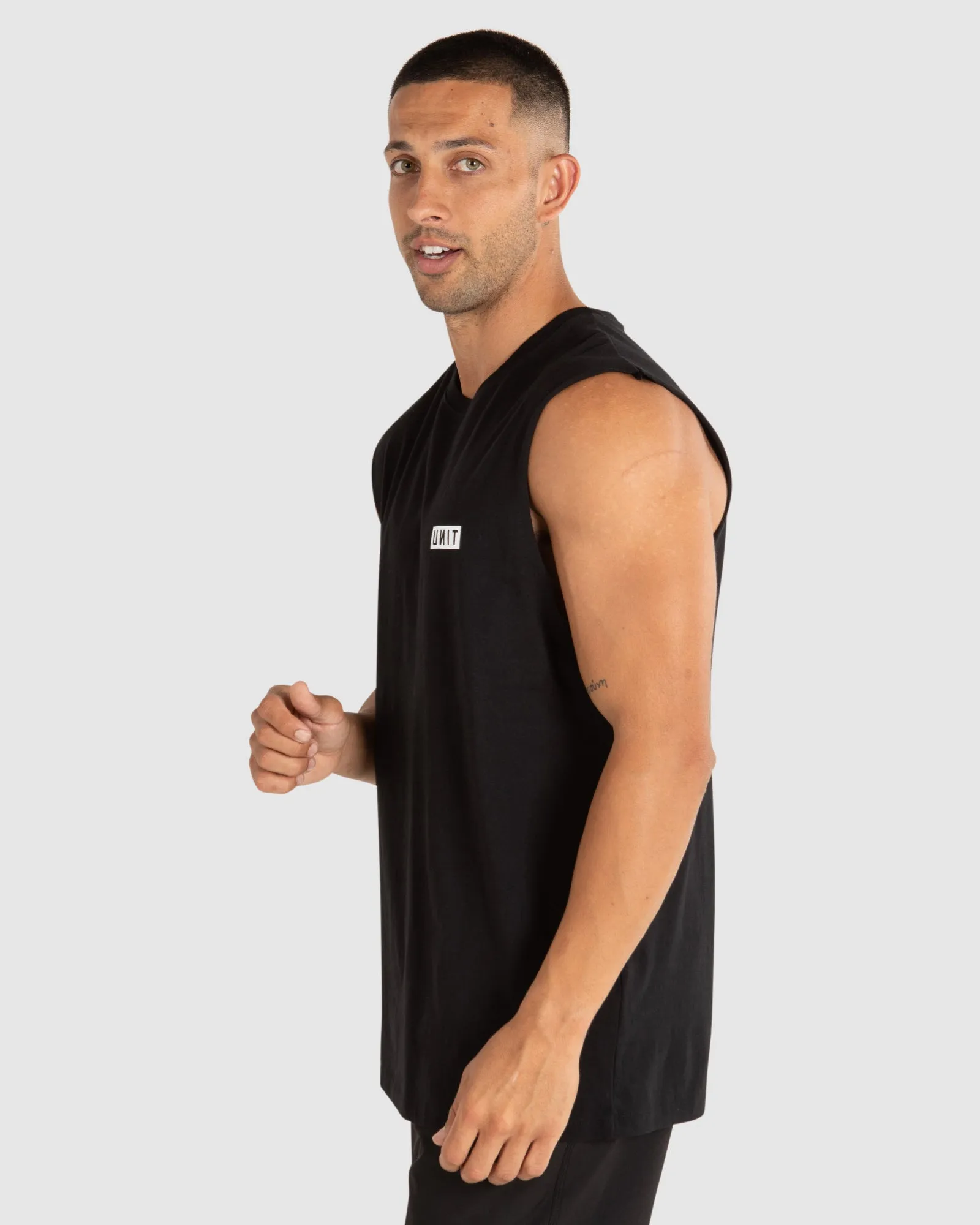UNIT Case Men's Muscle Tee