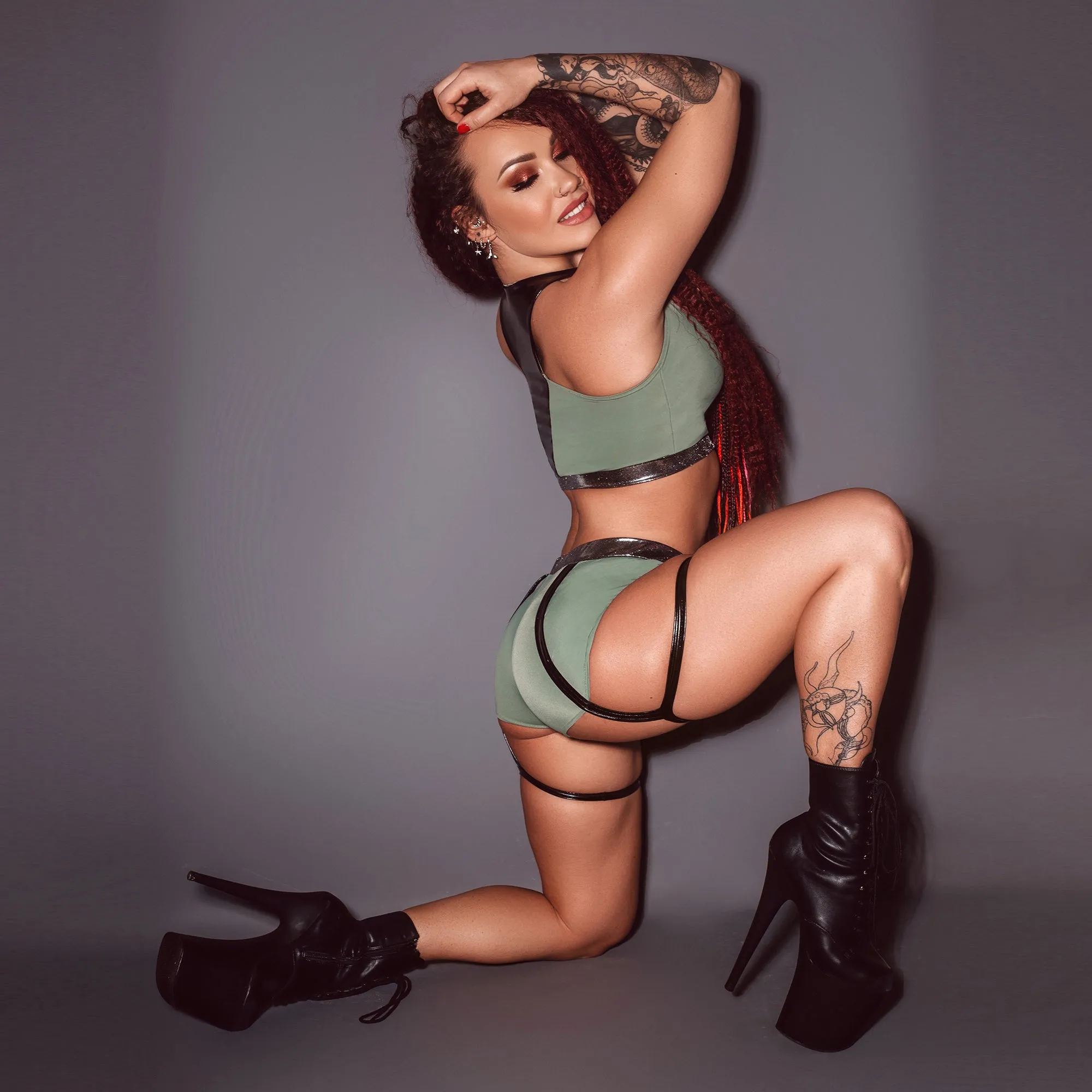 Valencia Eco Suspender Shorts - Olive