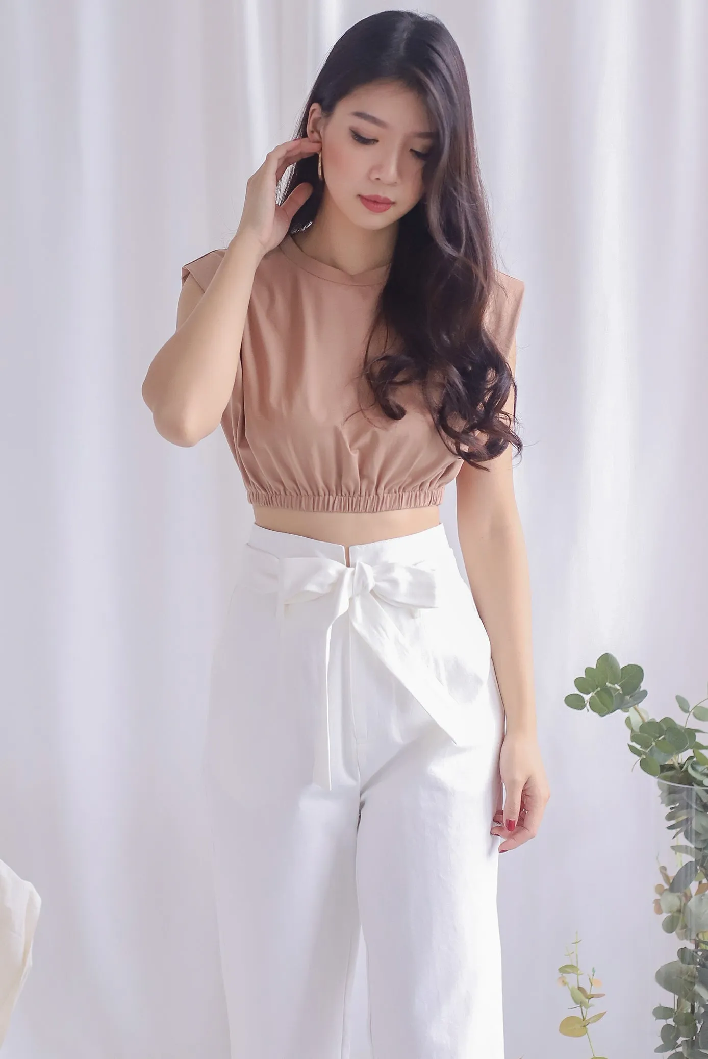 Veila Muscle Crop Top In Mocha