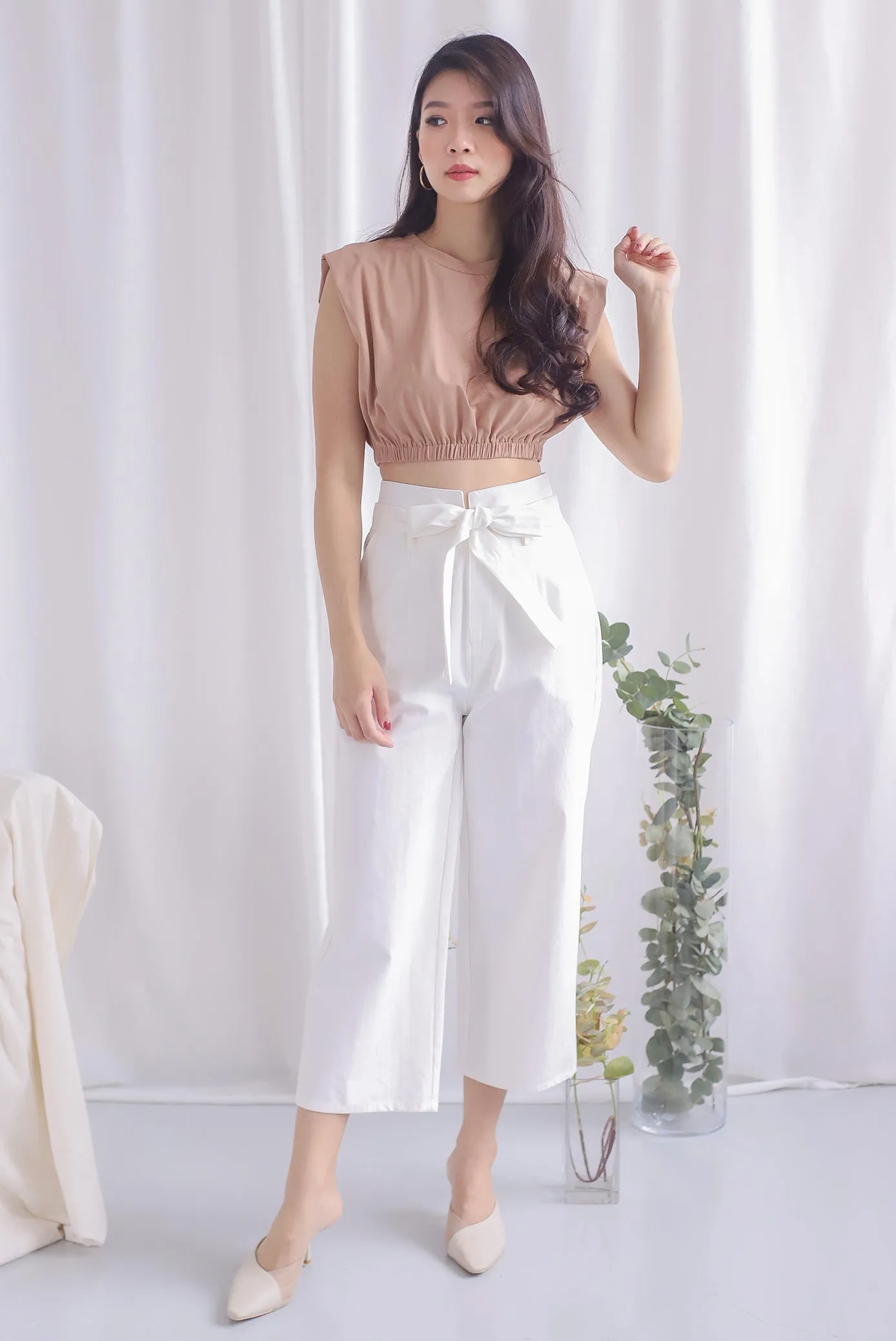 Veila Muscle Crop Top In Mocha