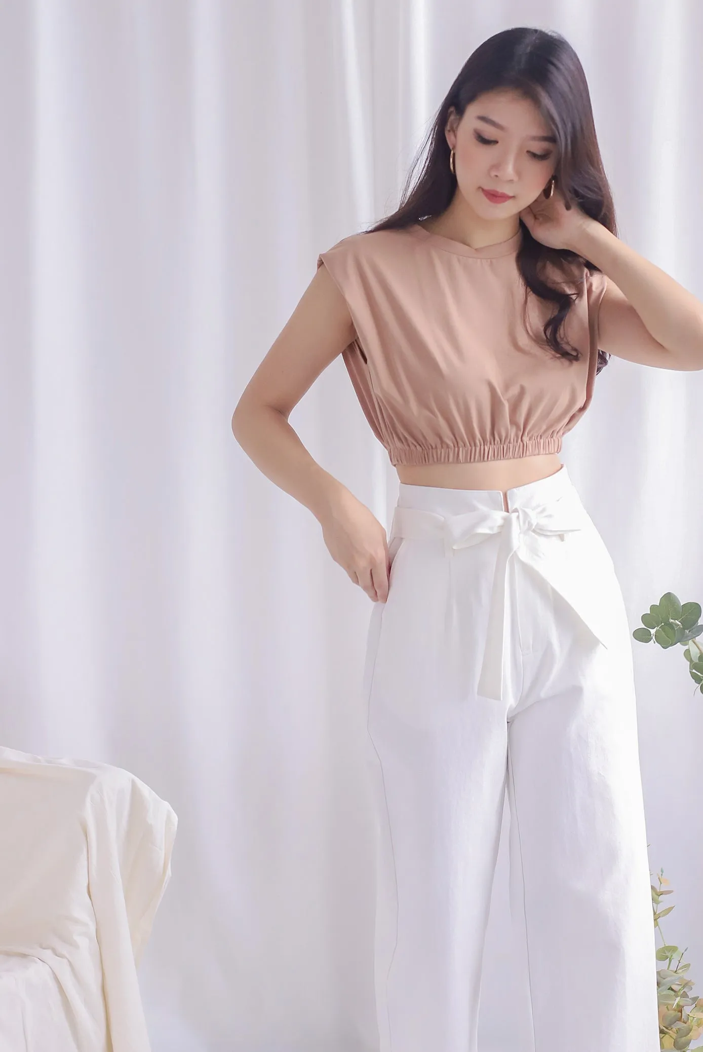 Veila Muscle Crop Top In Mocha